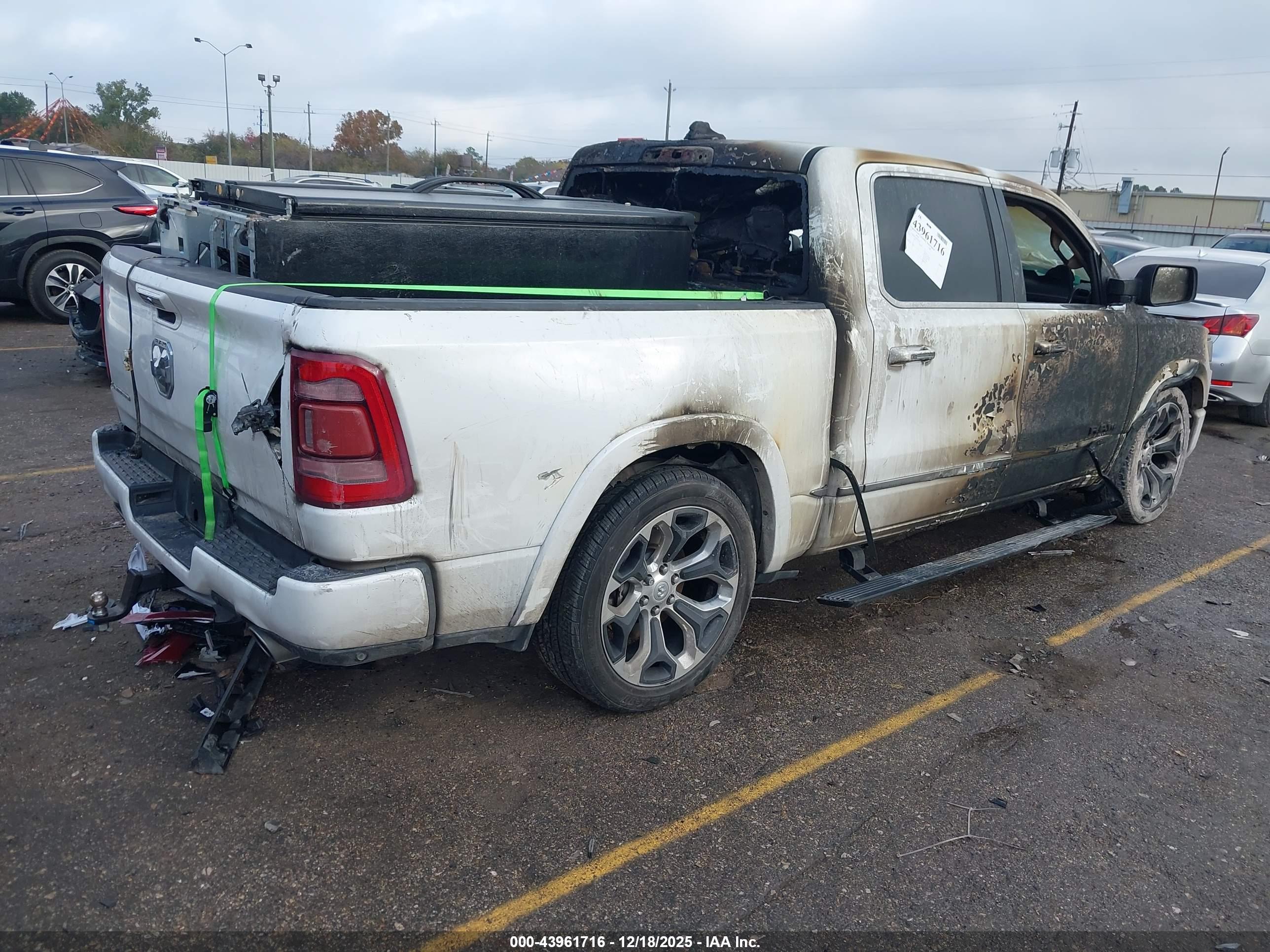 RAM 1500 image 4