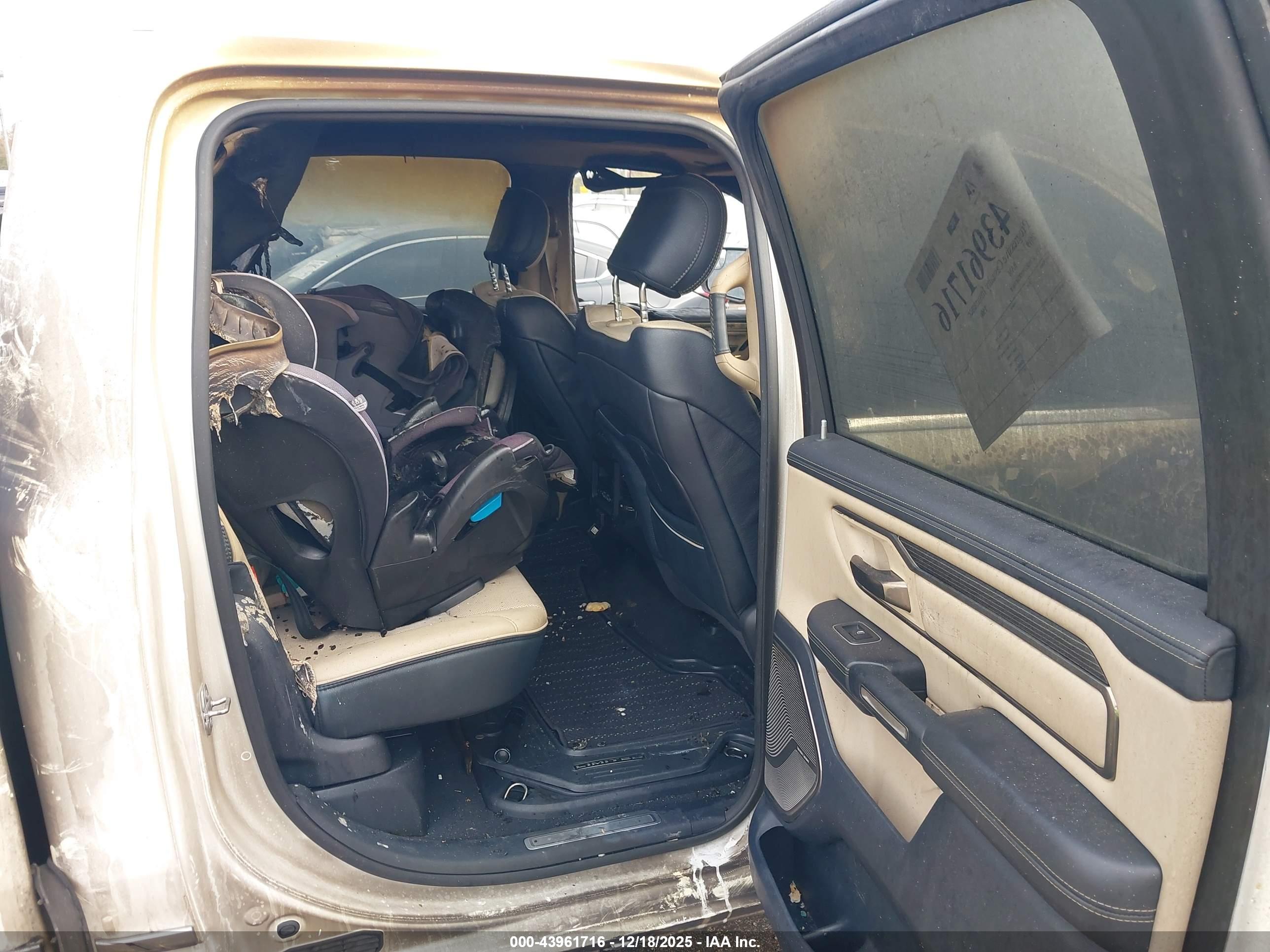 RAM 1500 image 8