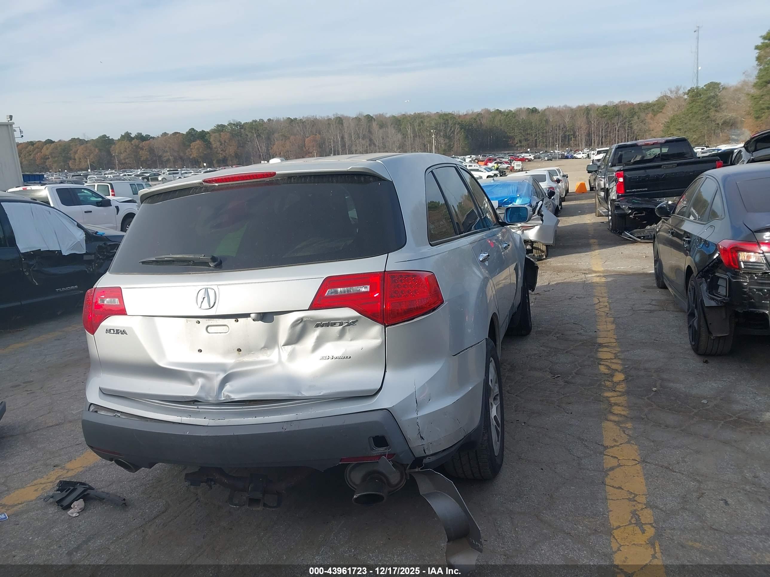 ACURA MDX image 4