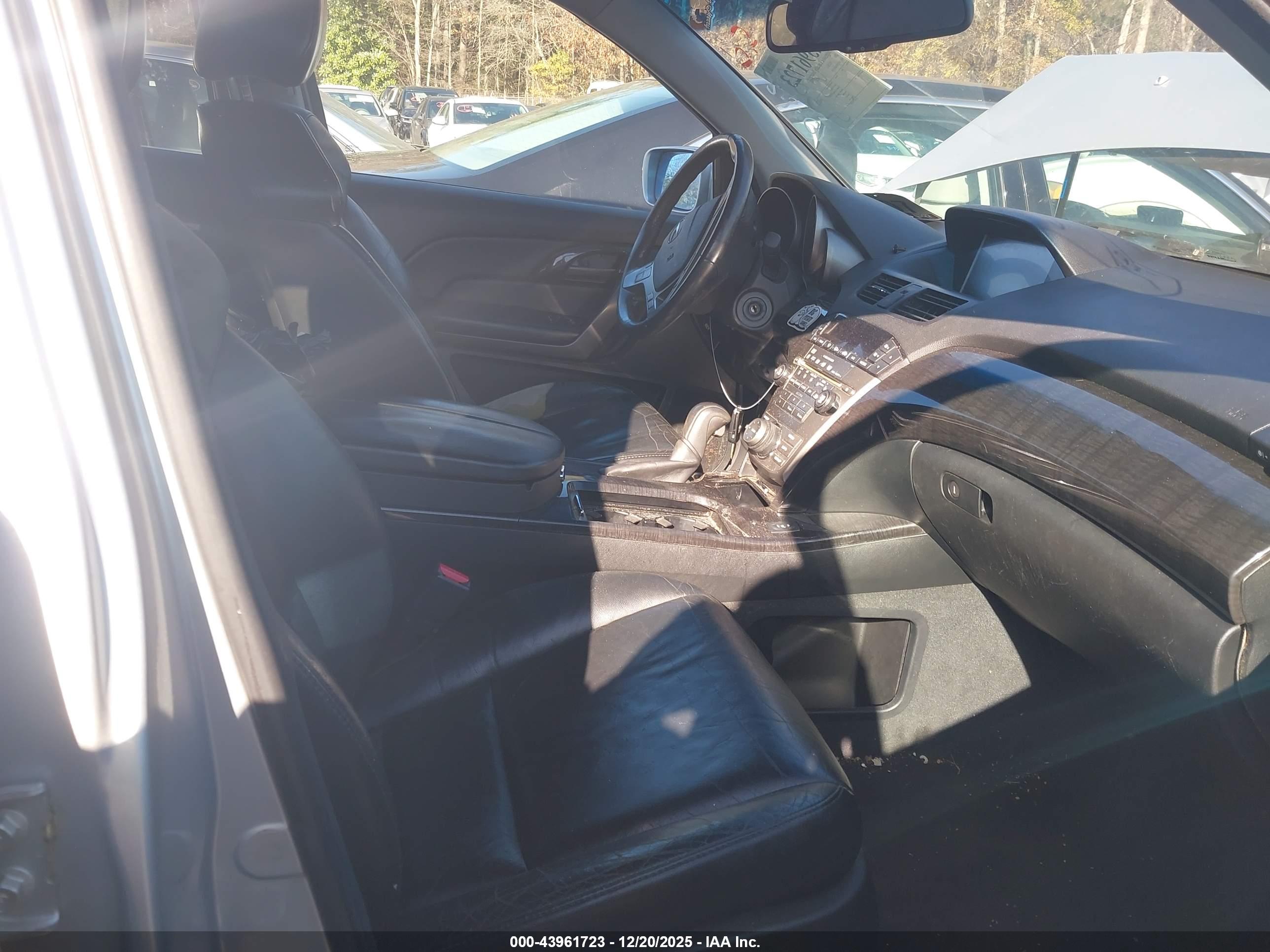 ACURA MDX image 5