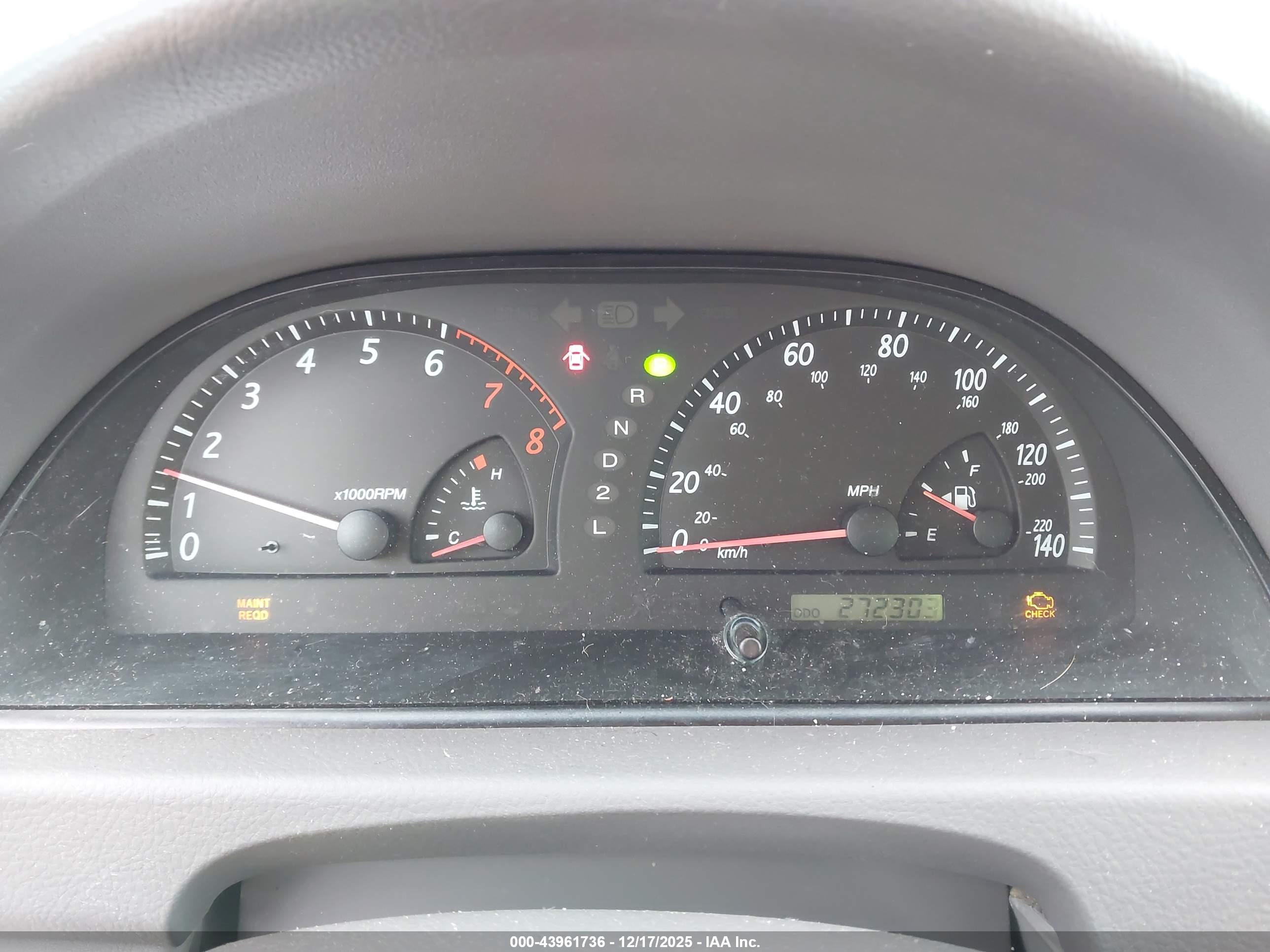 TOYOTA CAMRY image 7