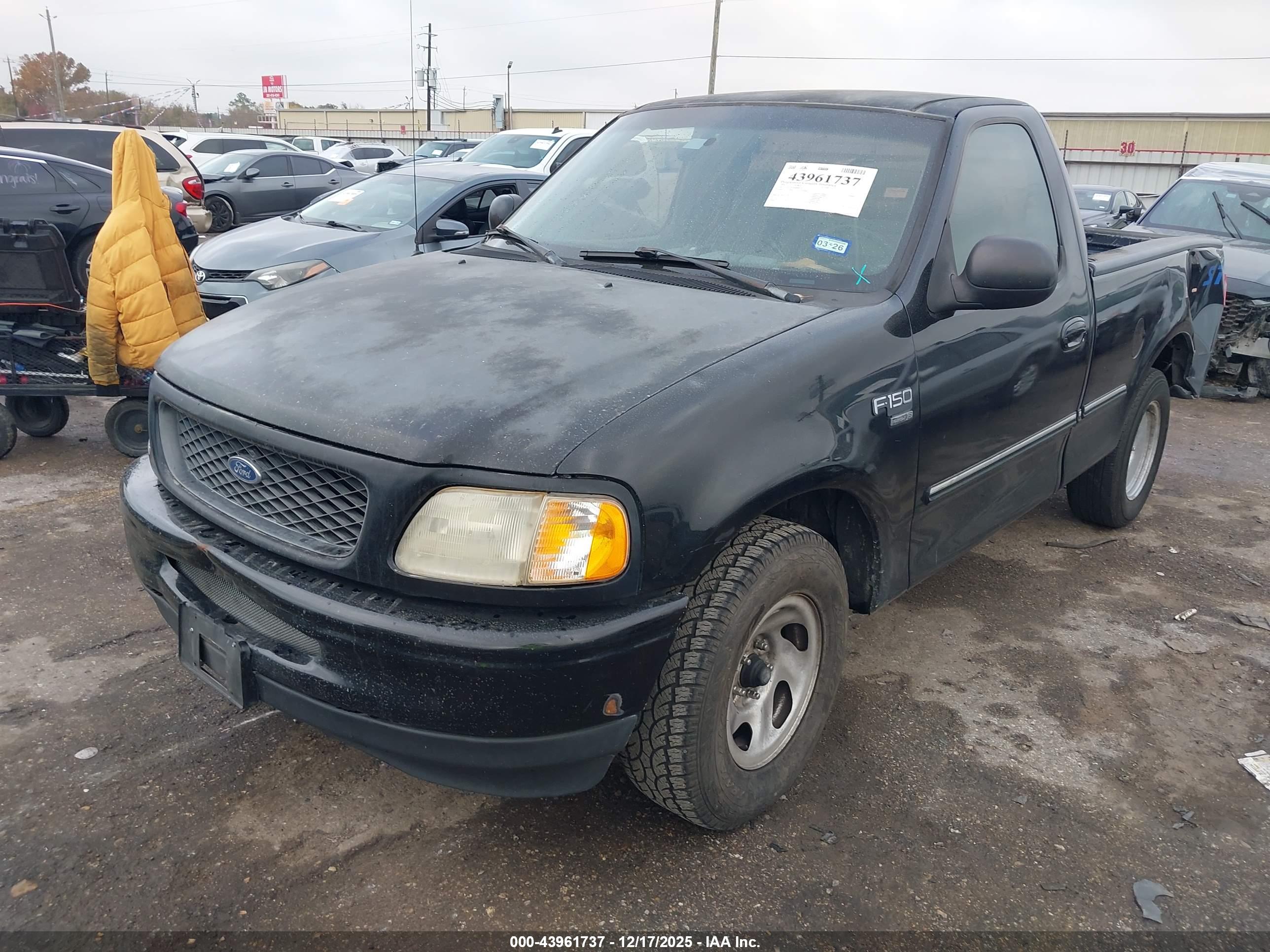 FORD F-150 image 2