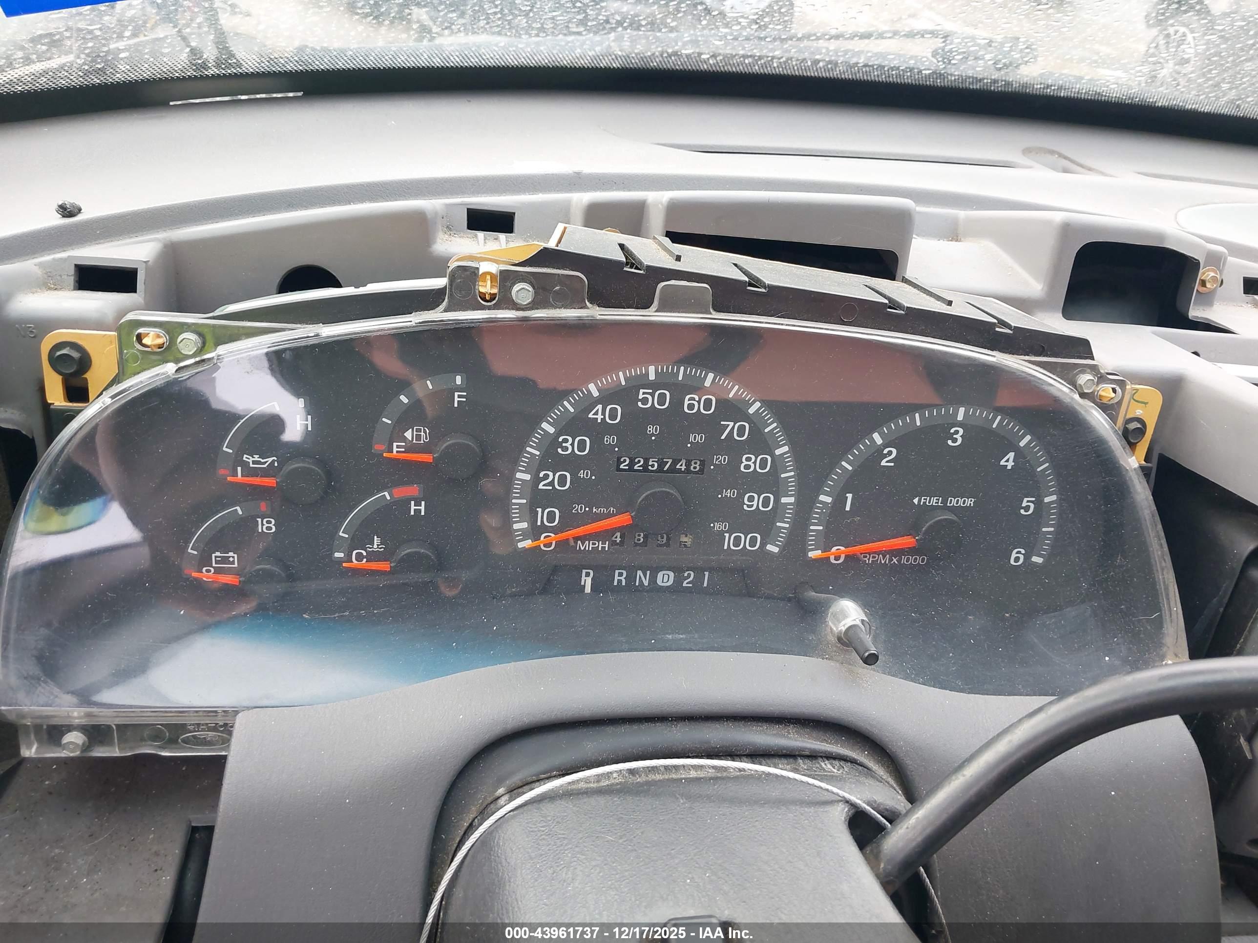 FORD F-150 image 7