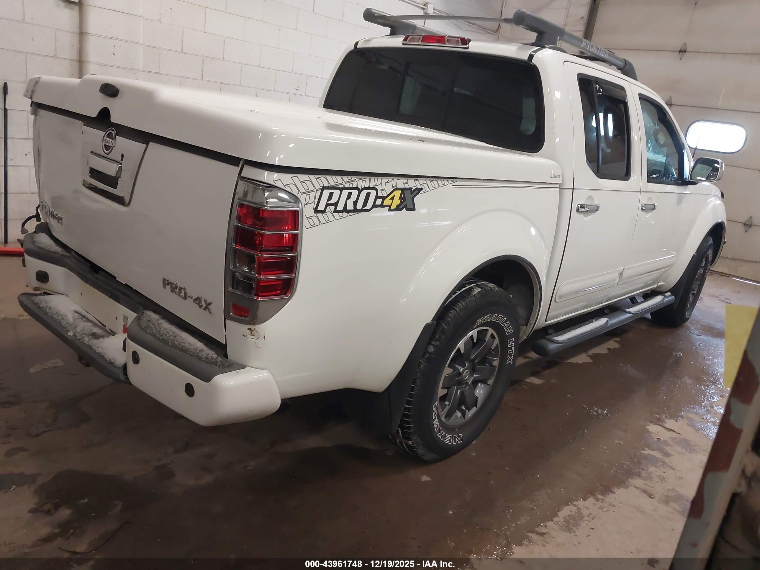 NISSAN FRONTIER image 4