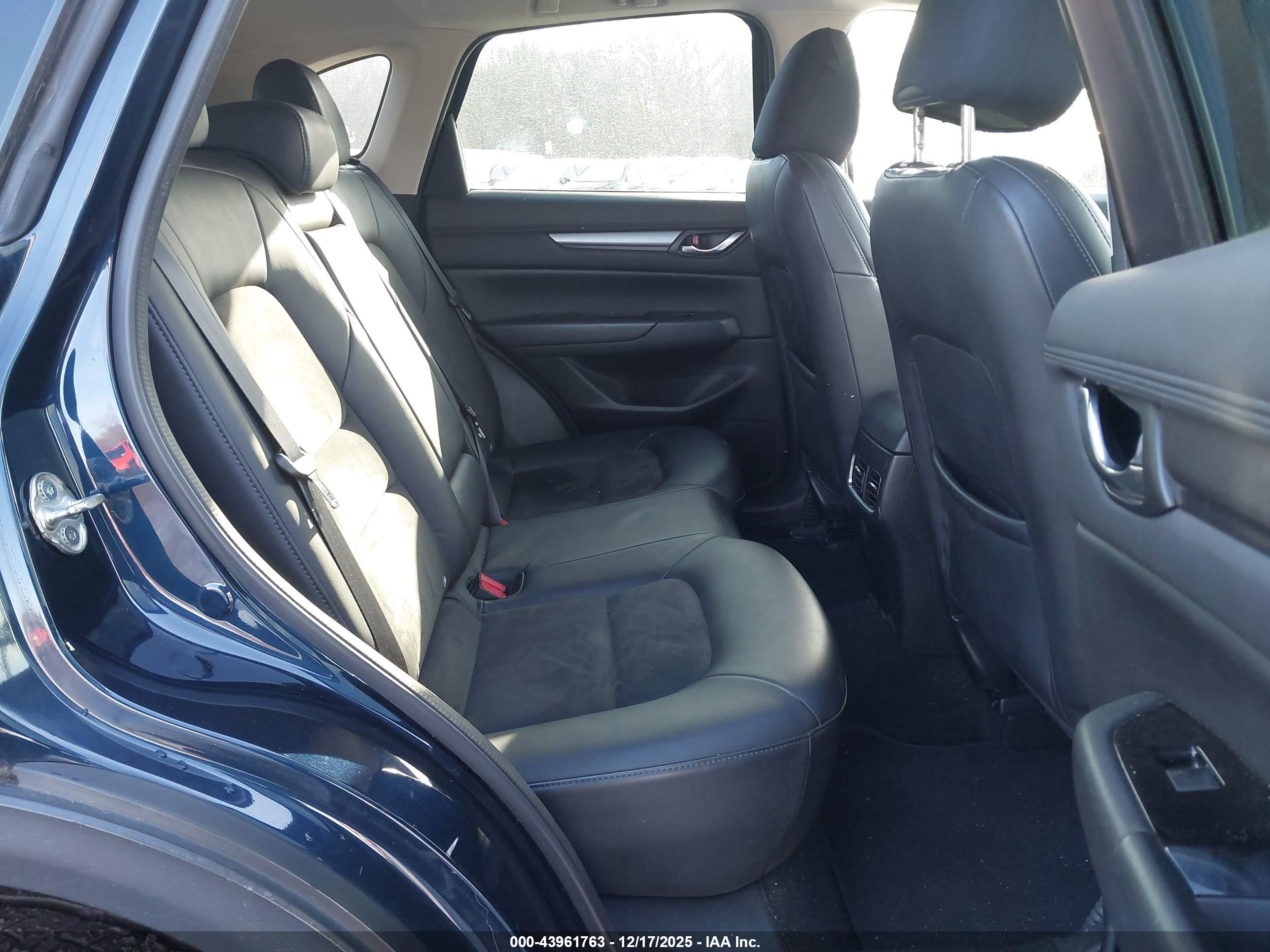 MAZDA CX-5 image 8