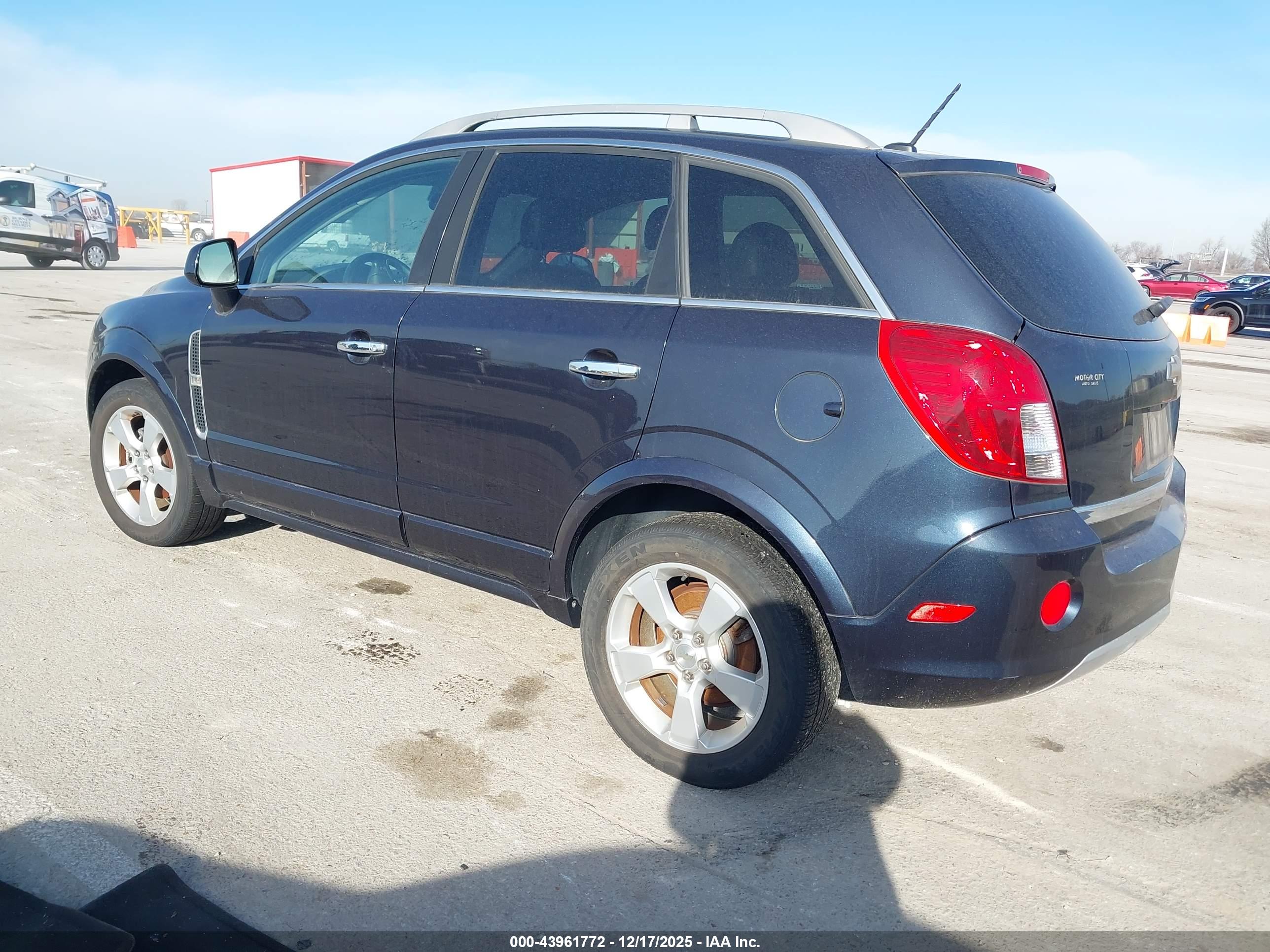 CHEVROLET CAPTIVA image 3