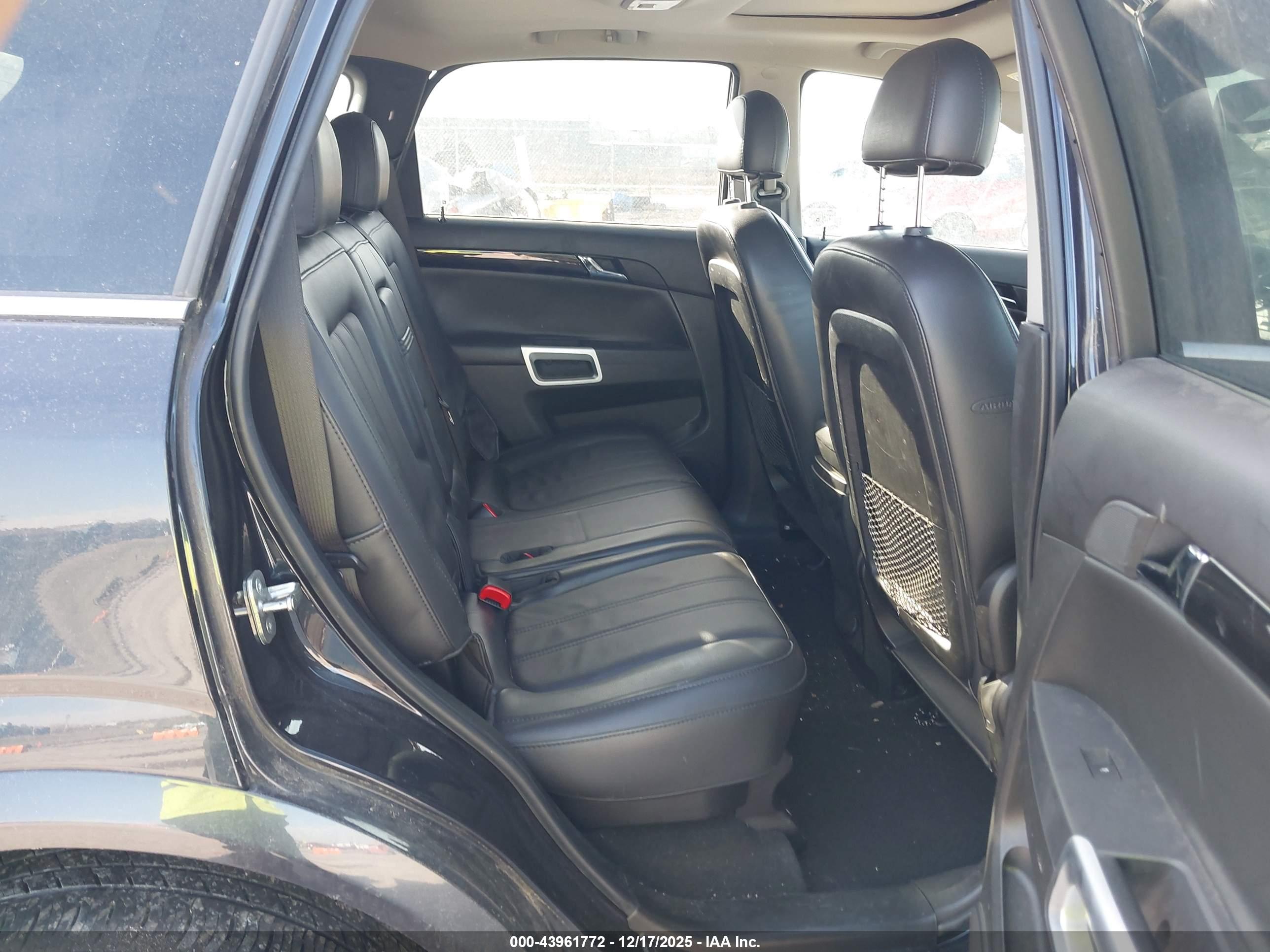 CHEVROLET CAPTIVA image 8