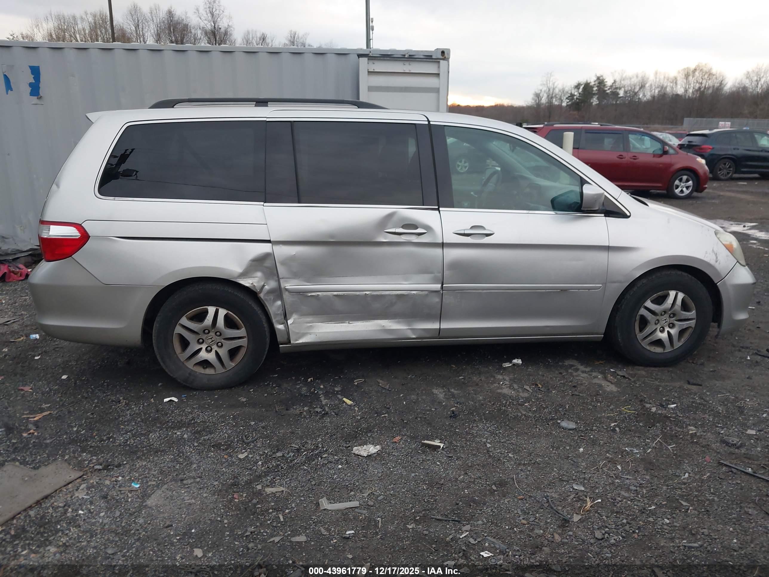HONDA ODYSSEY image 6