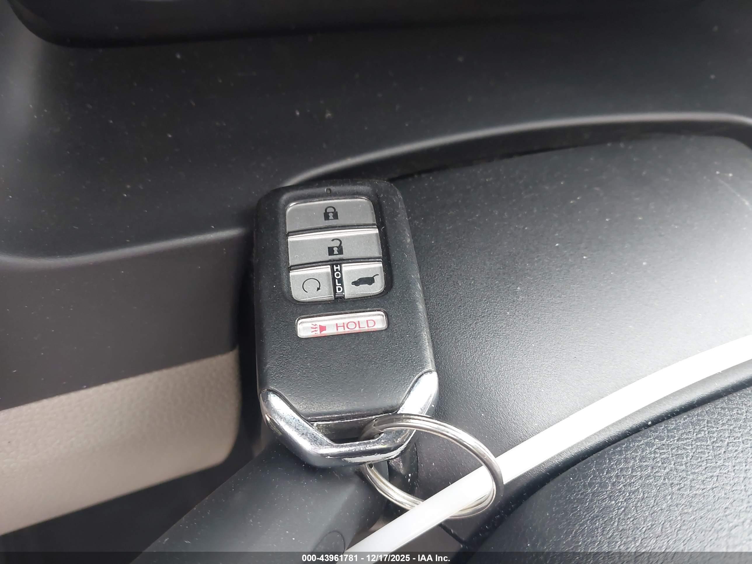 HONDA PILOT image 11
