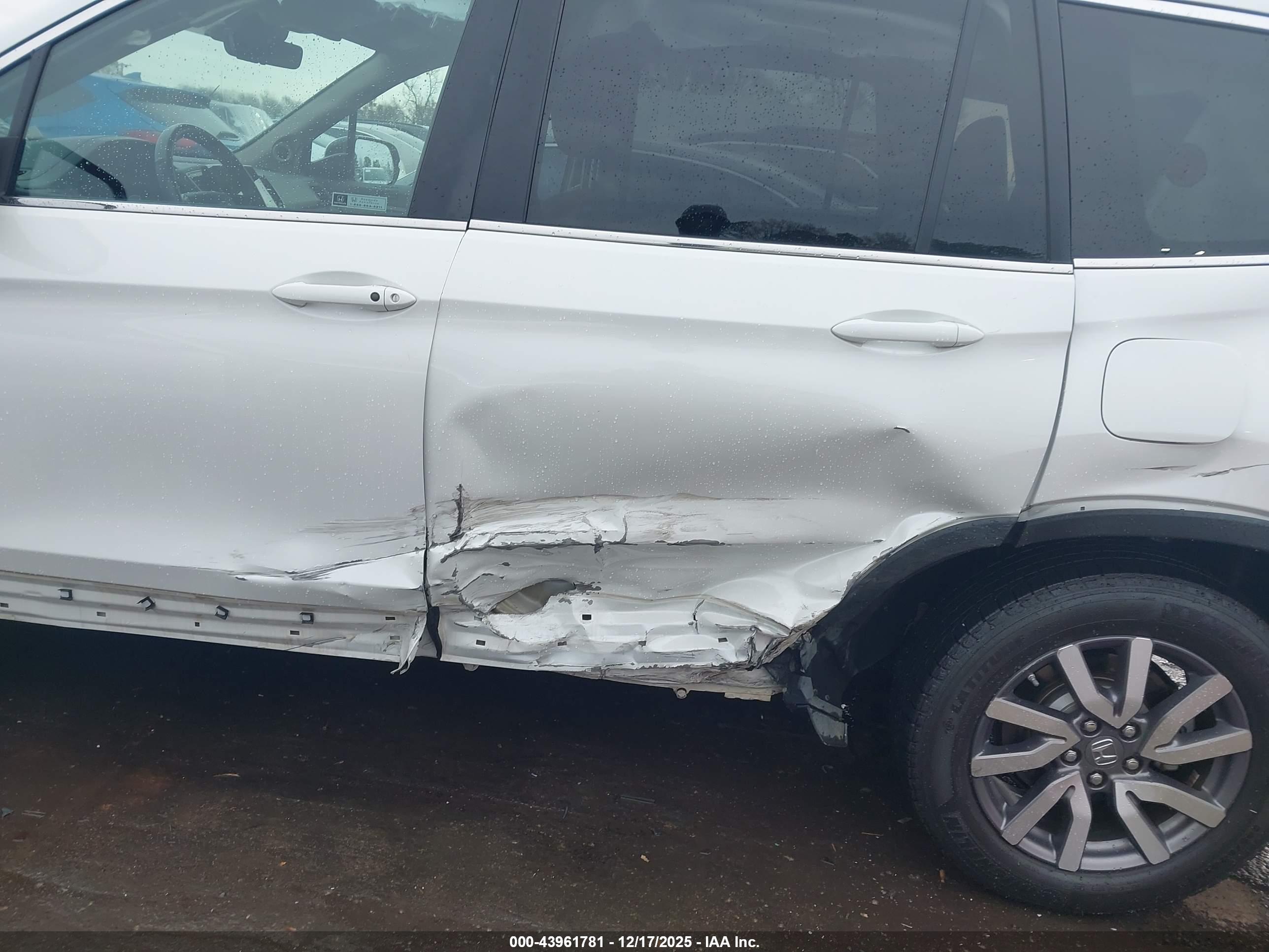 HONDA PILOT image 6