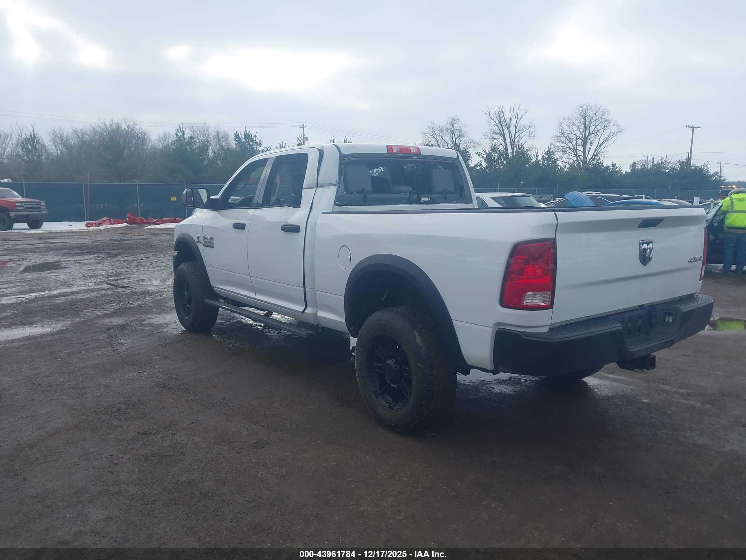 RAM 3500 image 3