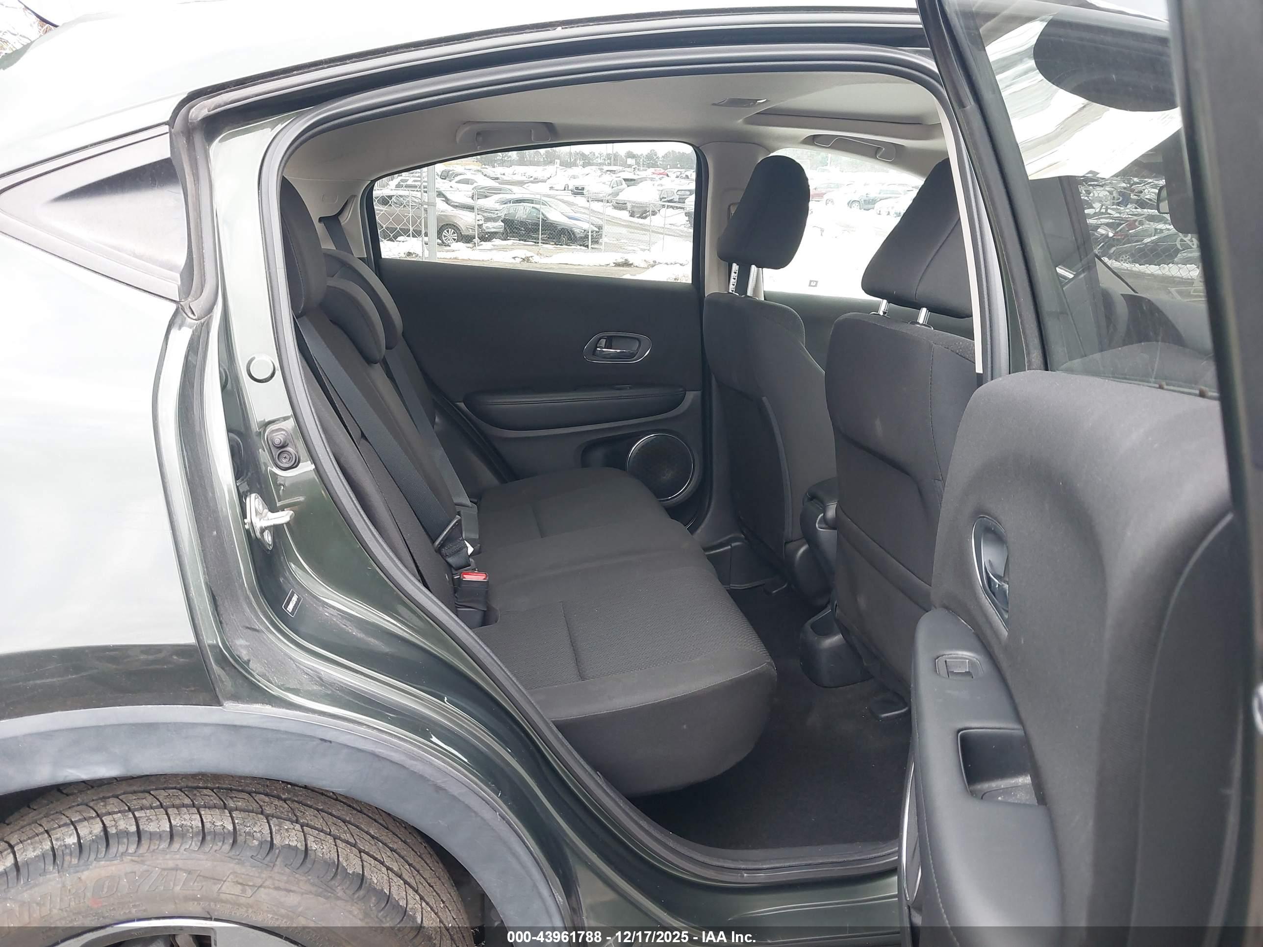HONDA HR-V image 8
