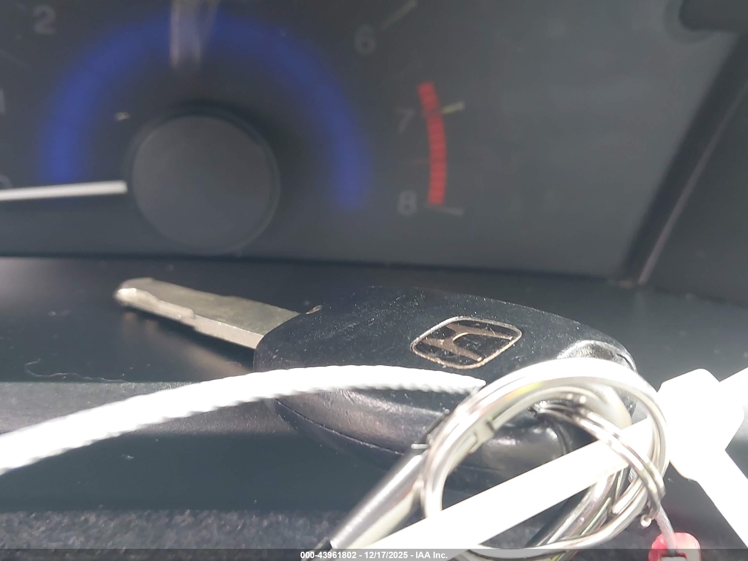HONDA CIVIC image 11