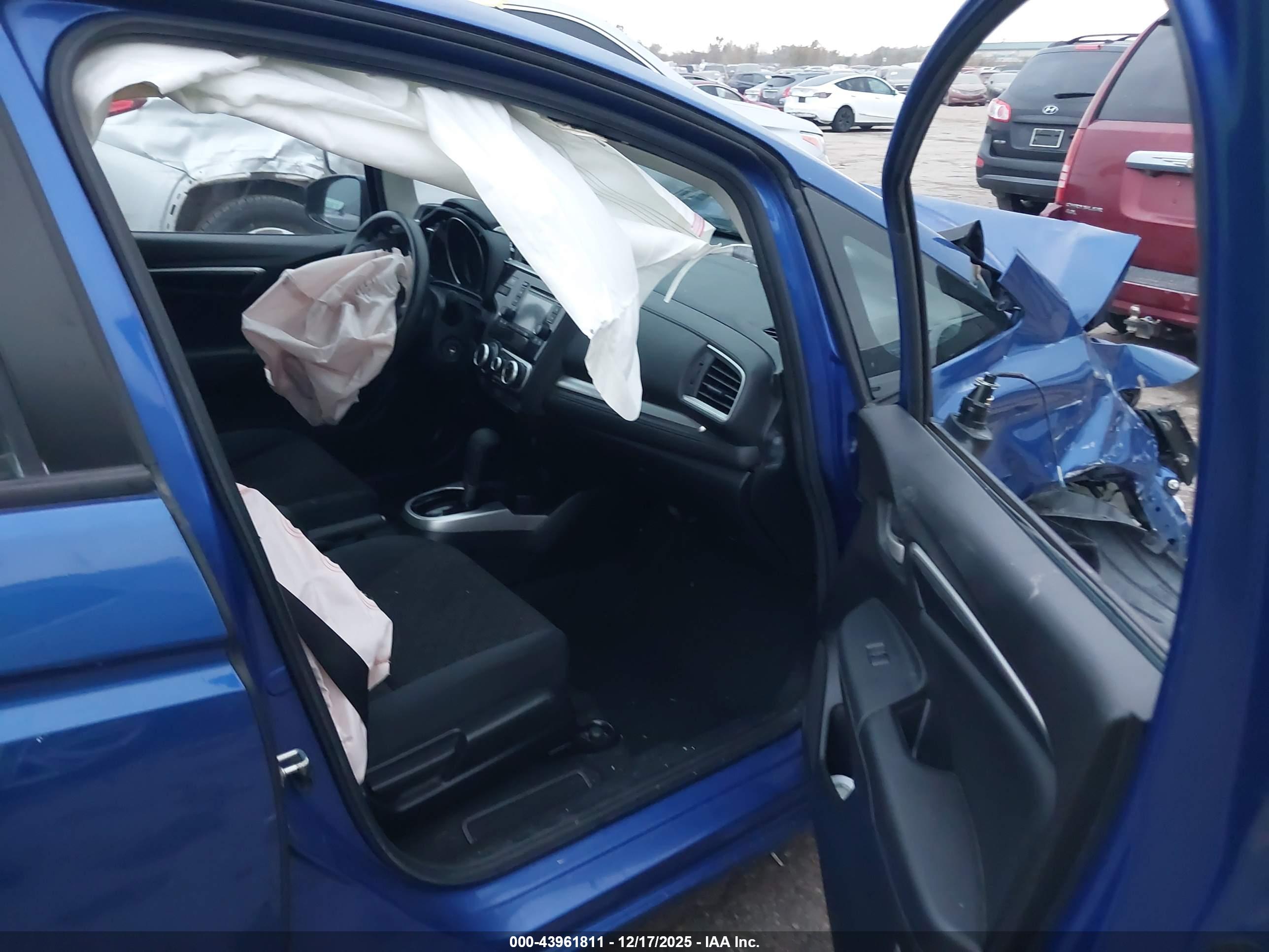HONDA FIT image 5