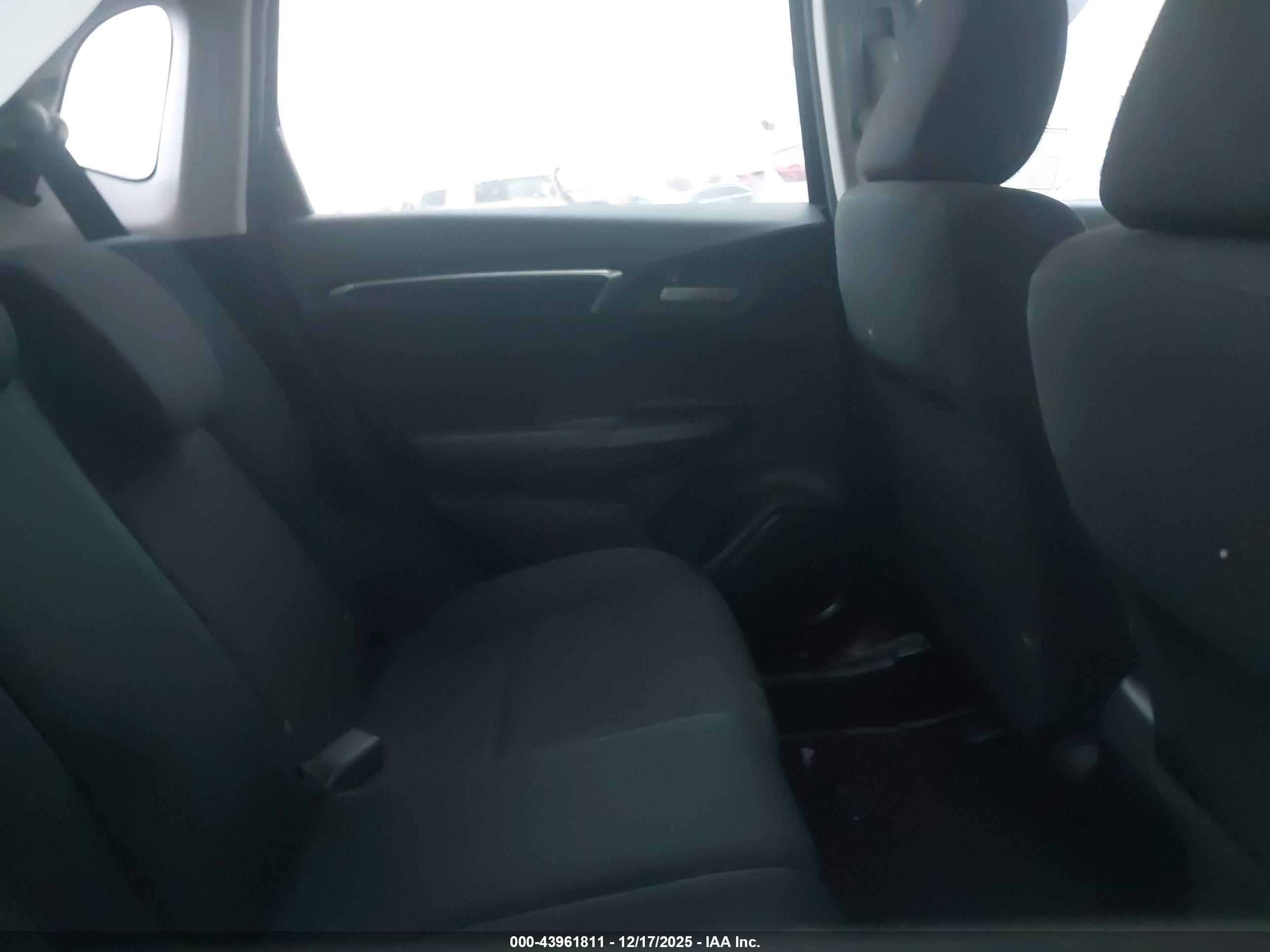 HONDA FIT image 8