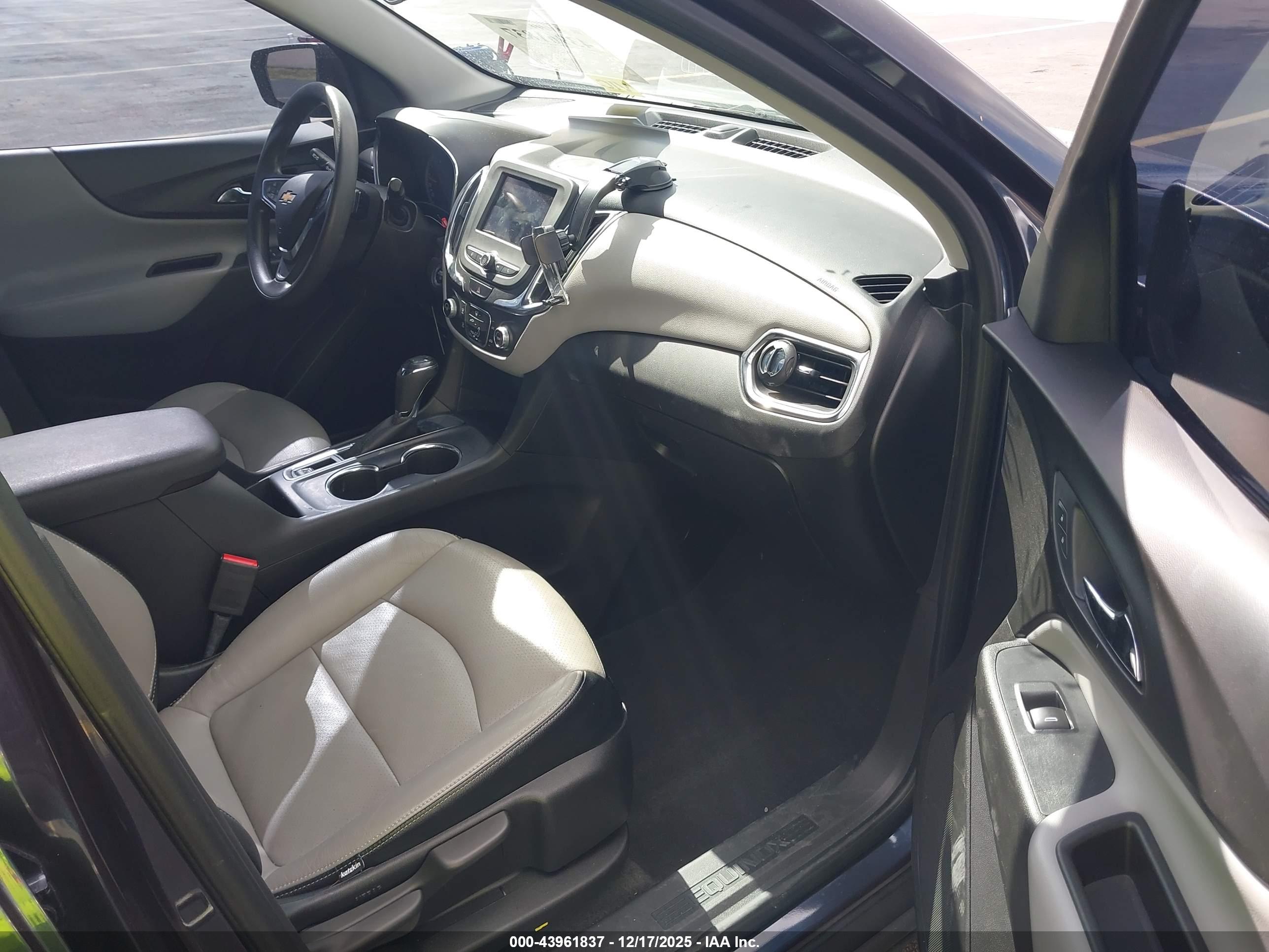 CHEVROLET EQUINOX image 5