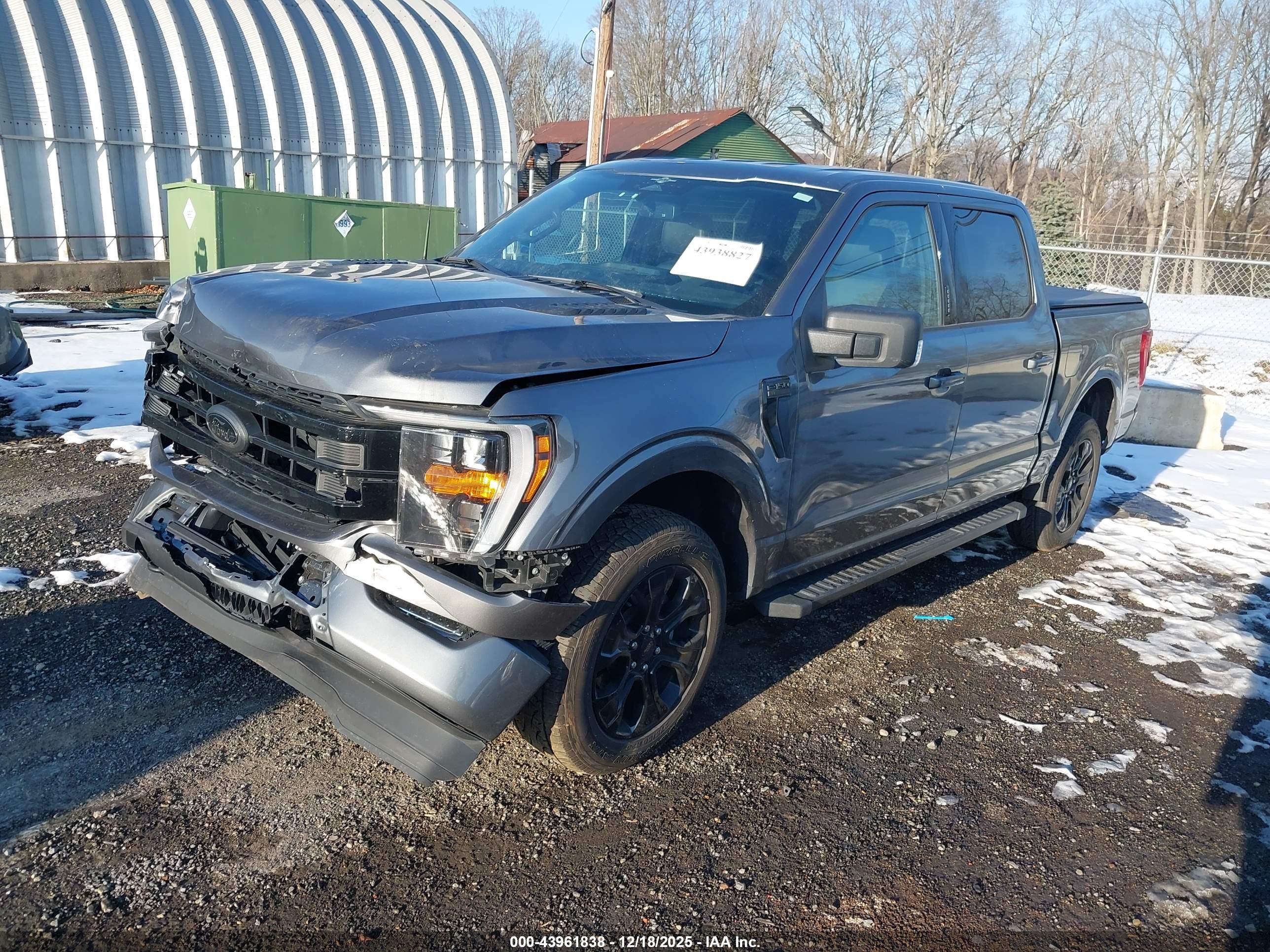 FORD F-150 image 2