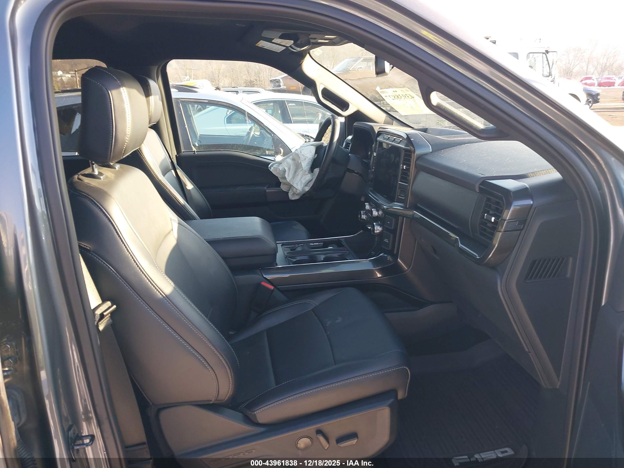 FORD F-150 image 5