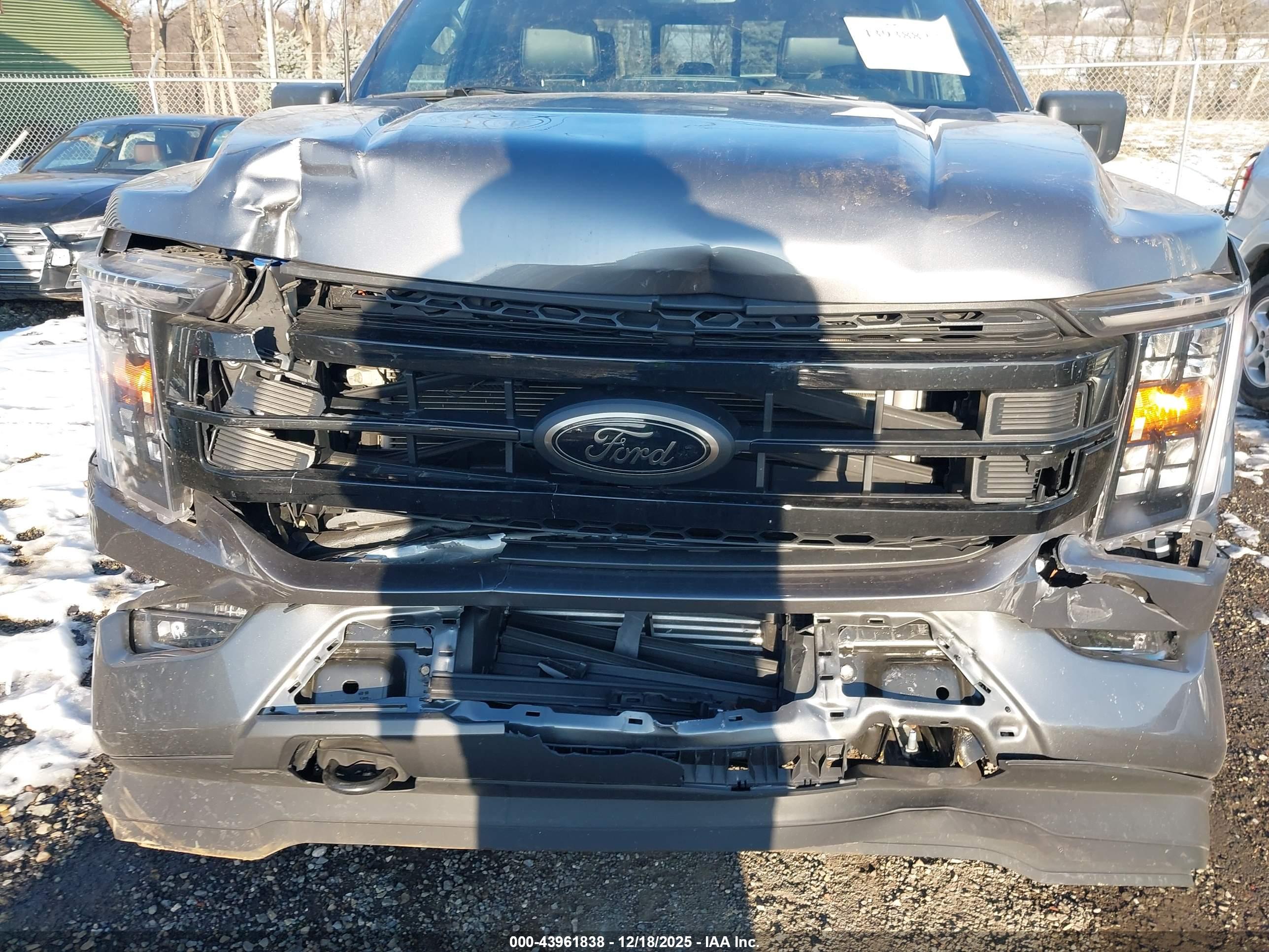 FORD F-150 image 6