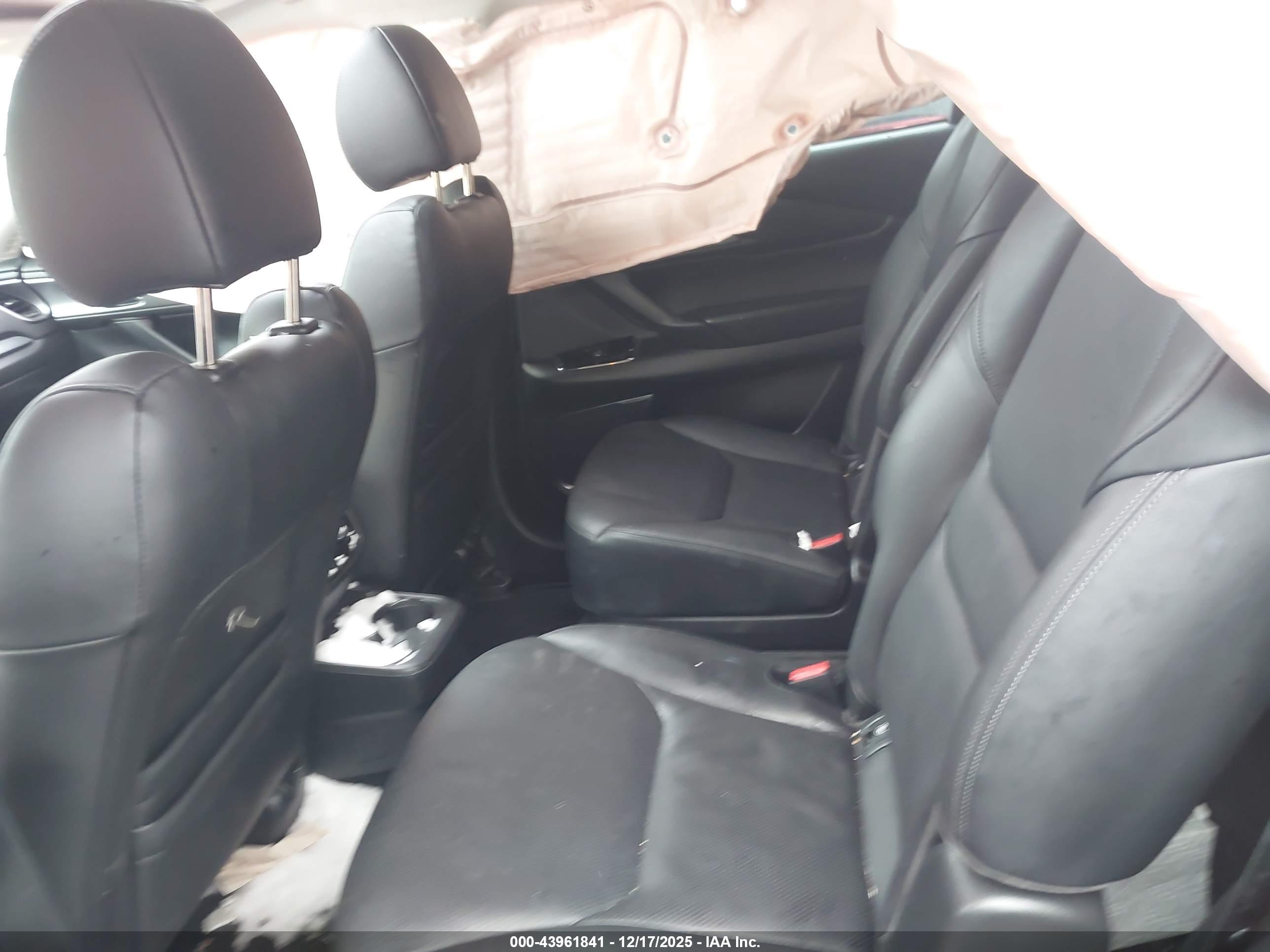 MAZDA CX-9 image 8