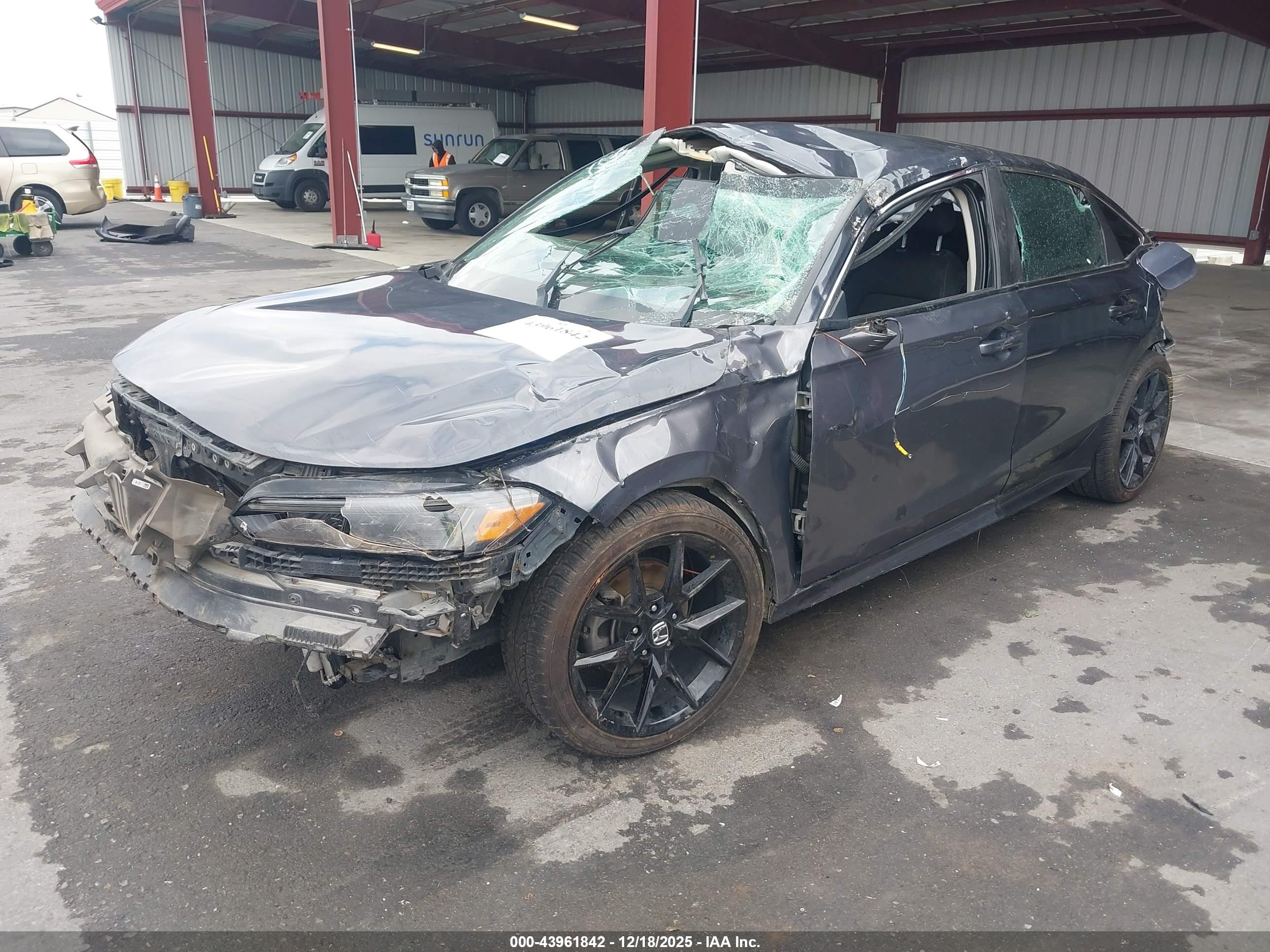 HONDA CIVIC image 2