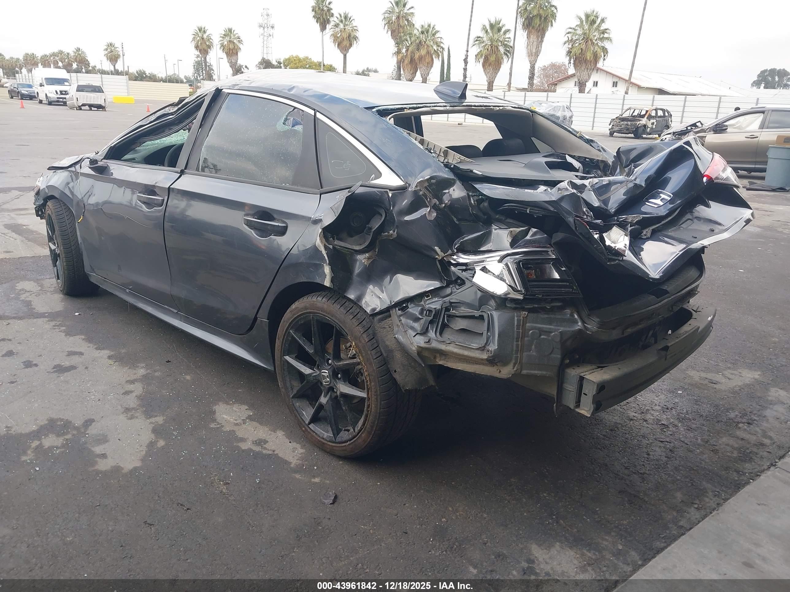 HONDA CIVIC image 3
