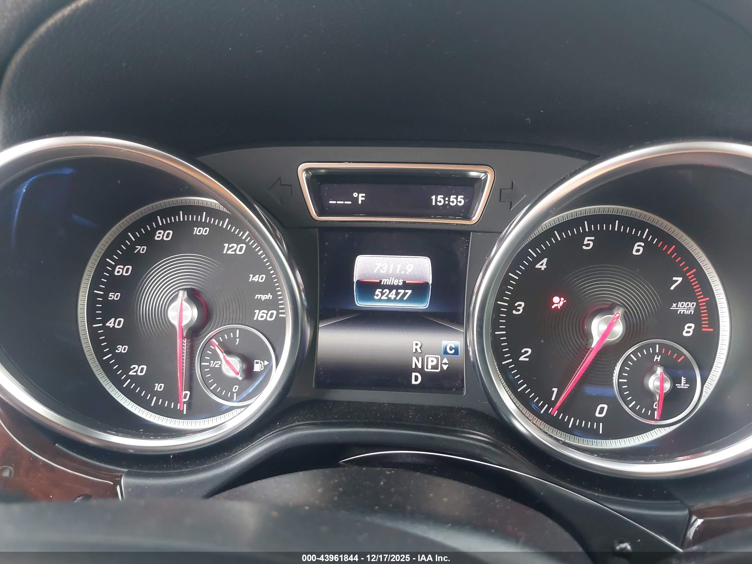 MERCEDES-BENZ GLS image 7