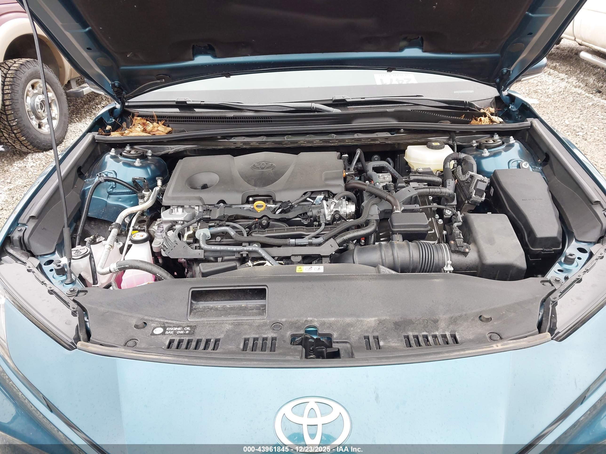 TOYOTA CAMRY image 10