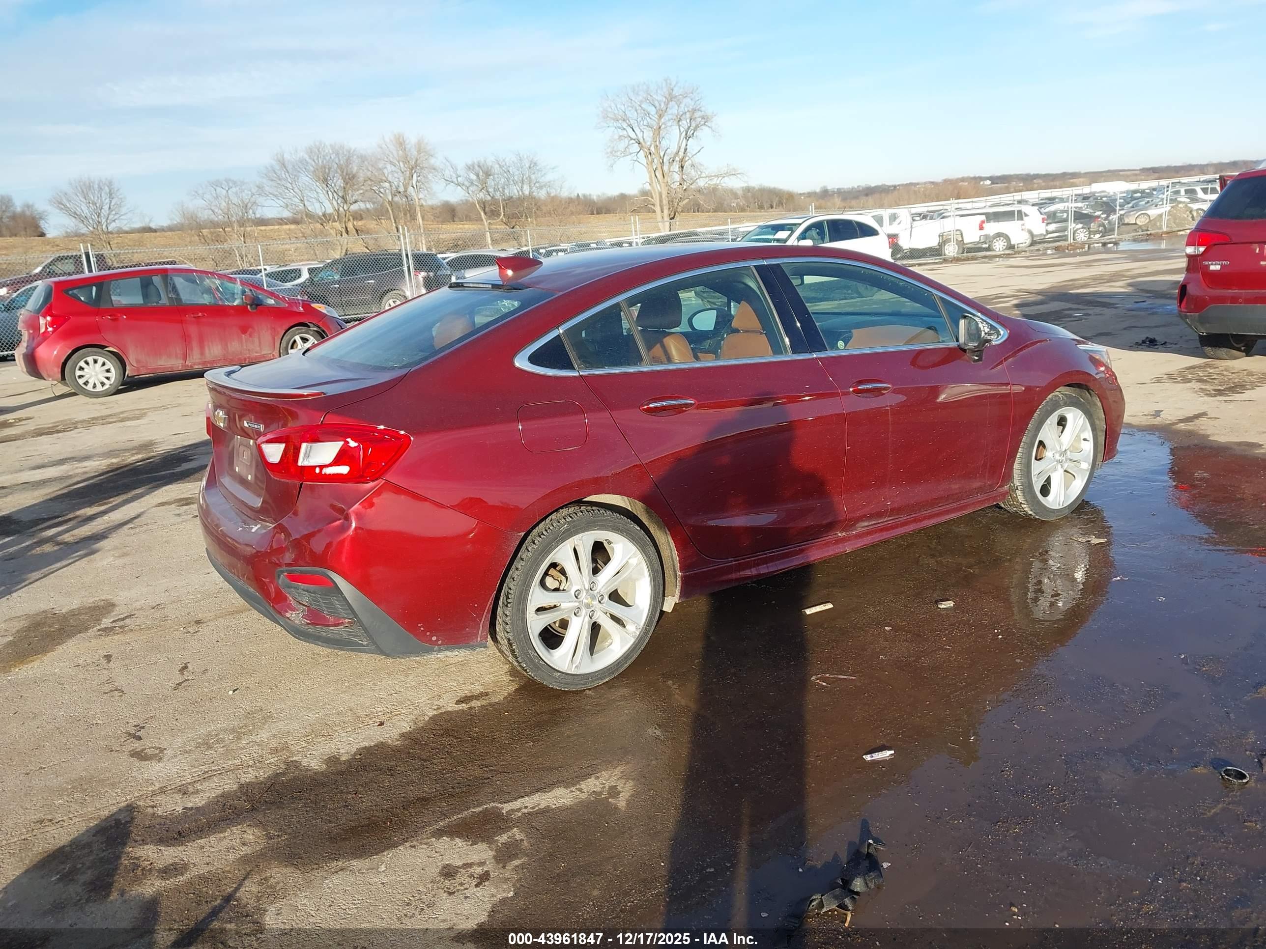 CHEVROLET CRUZE image 4