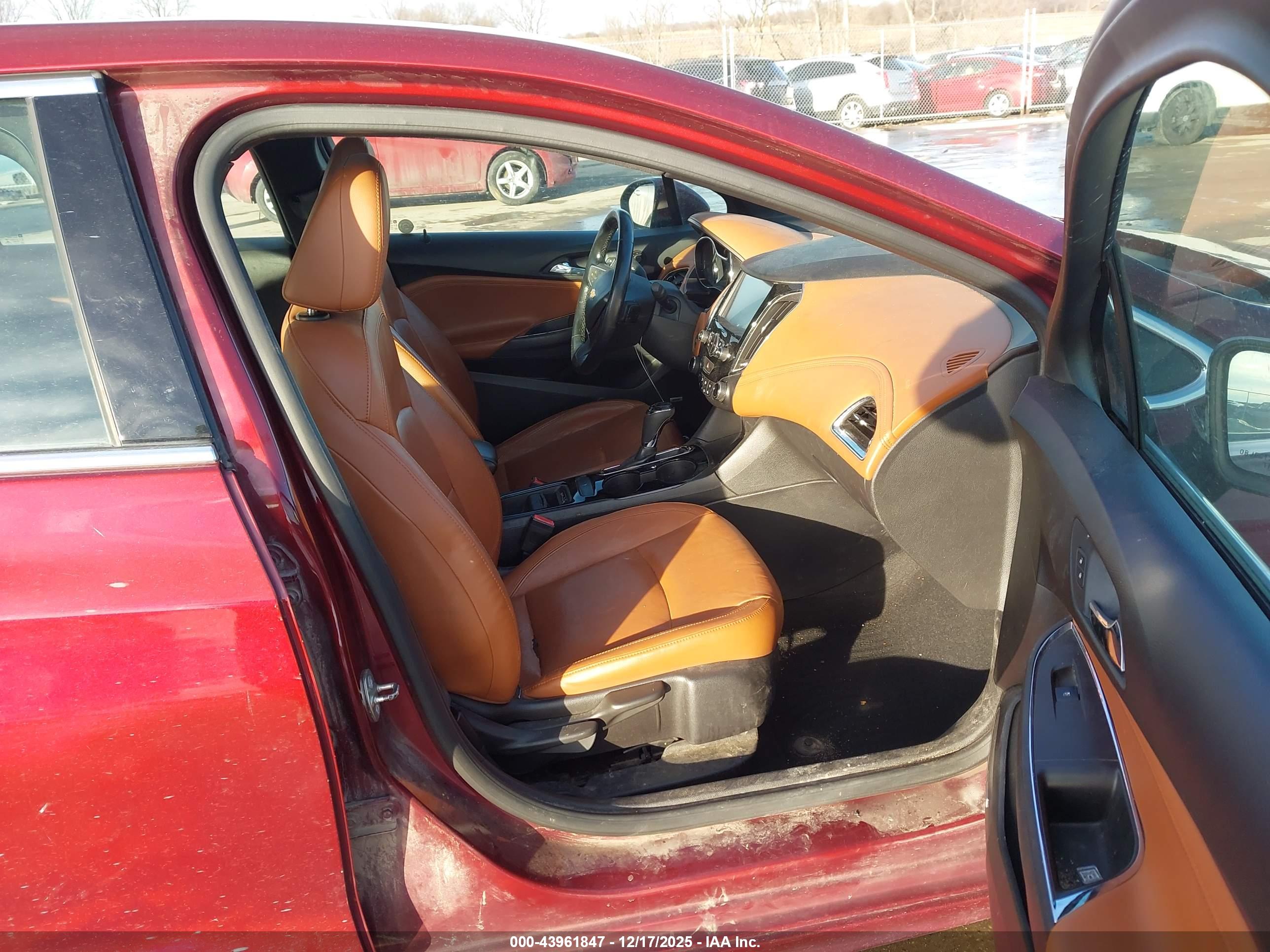 CHEVROLET CRUZE image 5