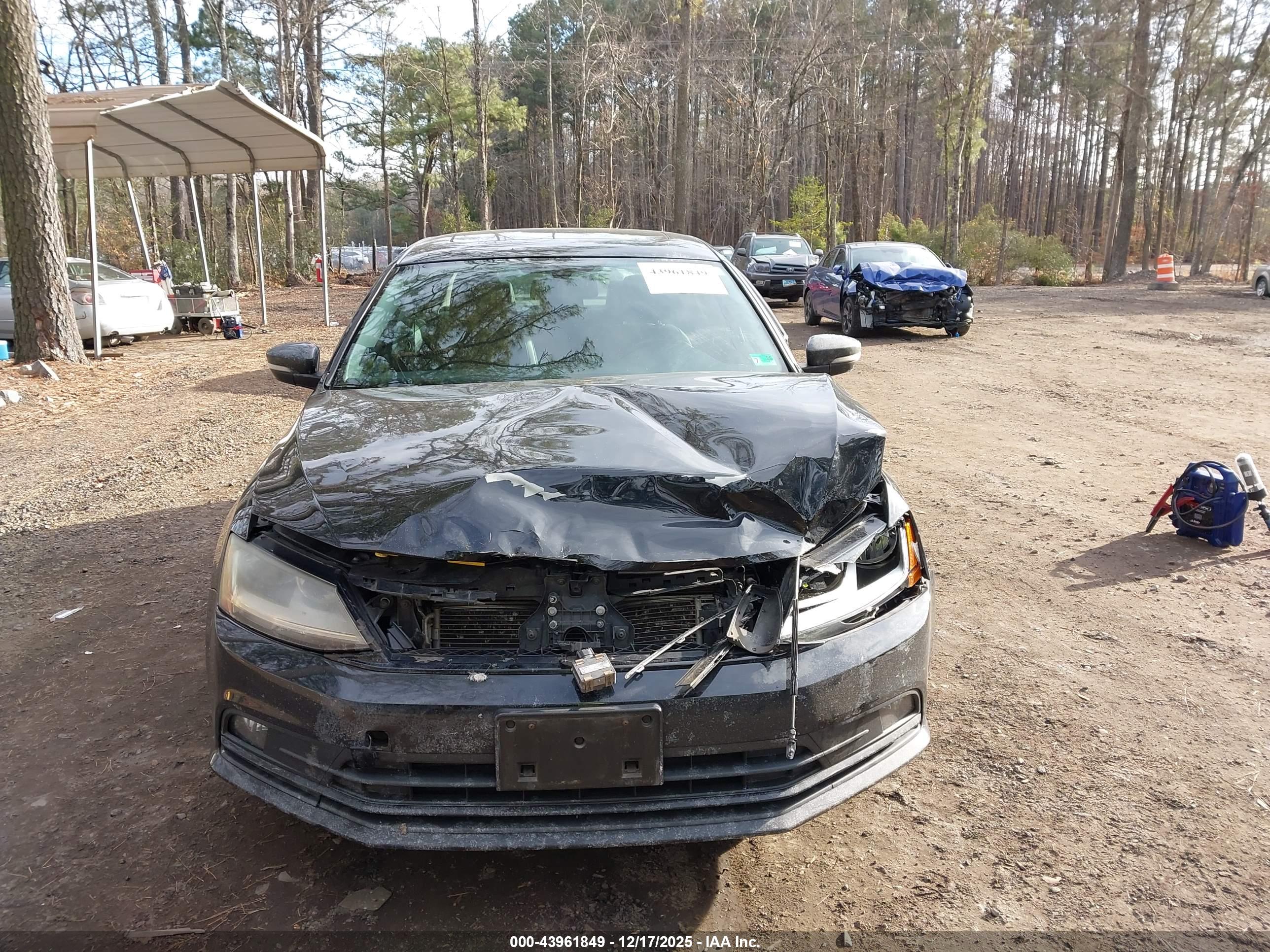 VOLKSWAGEN JETTA image 6