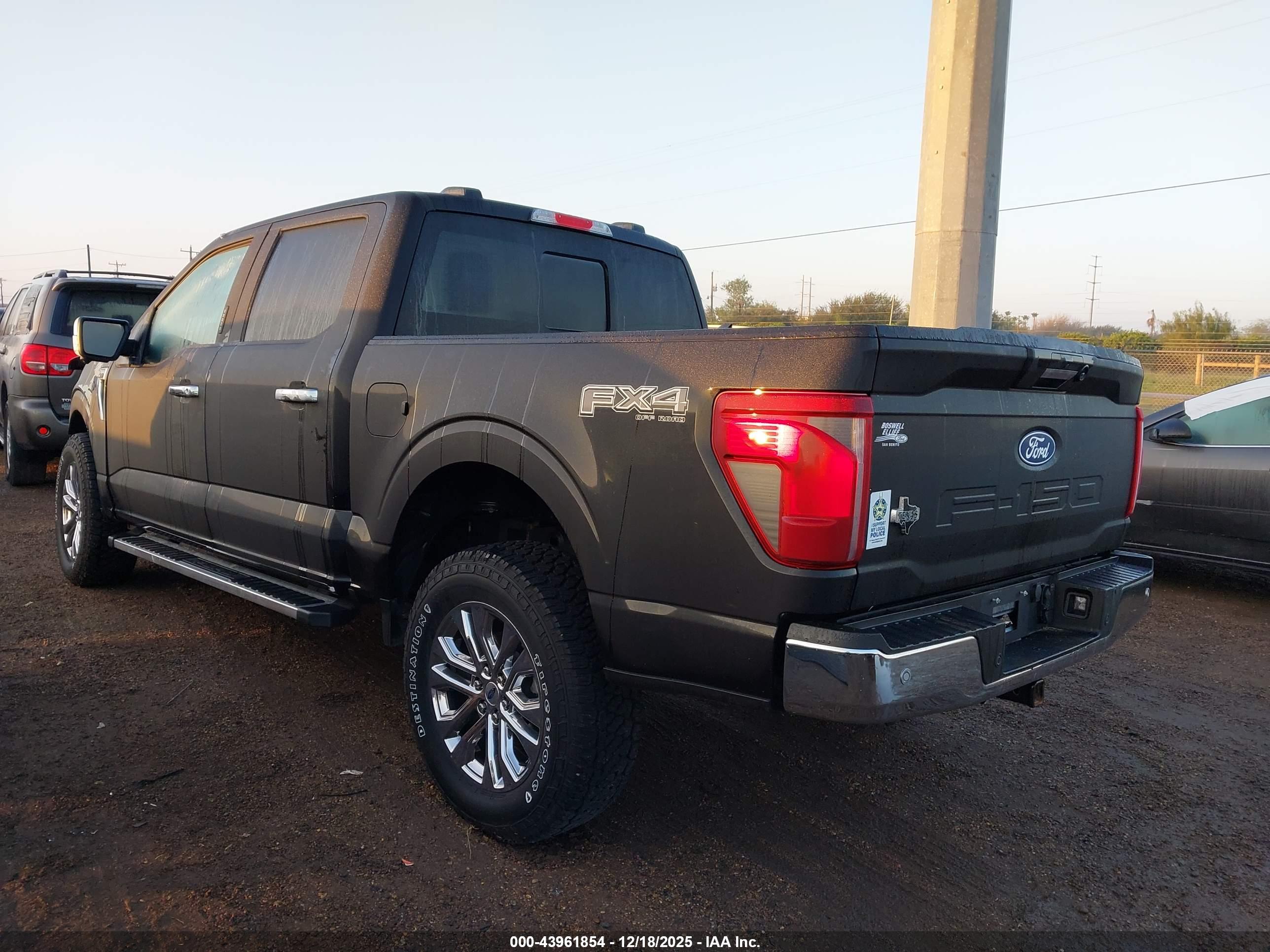 FORD F-150 image 3
