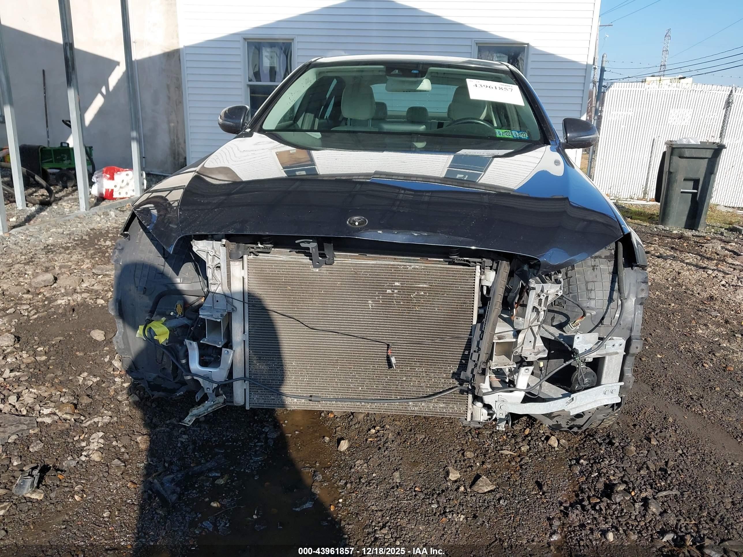 MERCEDES-BENZ C image 6
