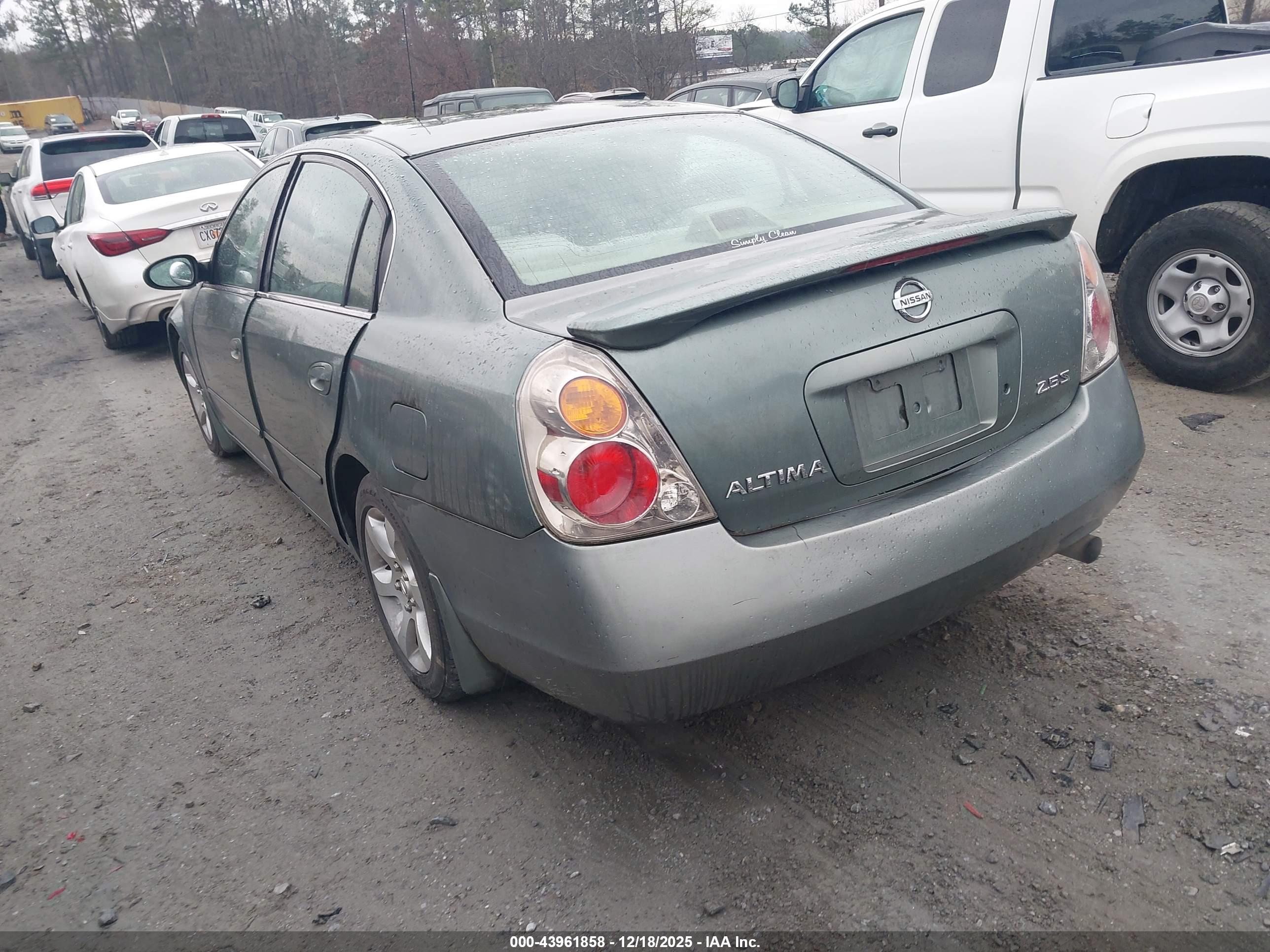 NISSAN ALTIMA image 3