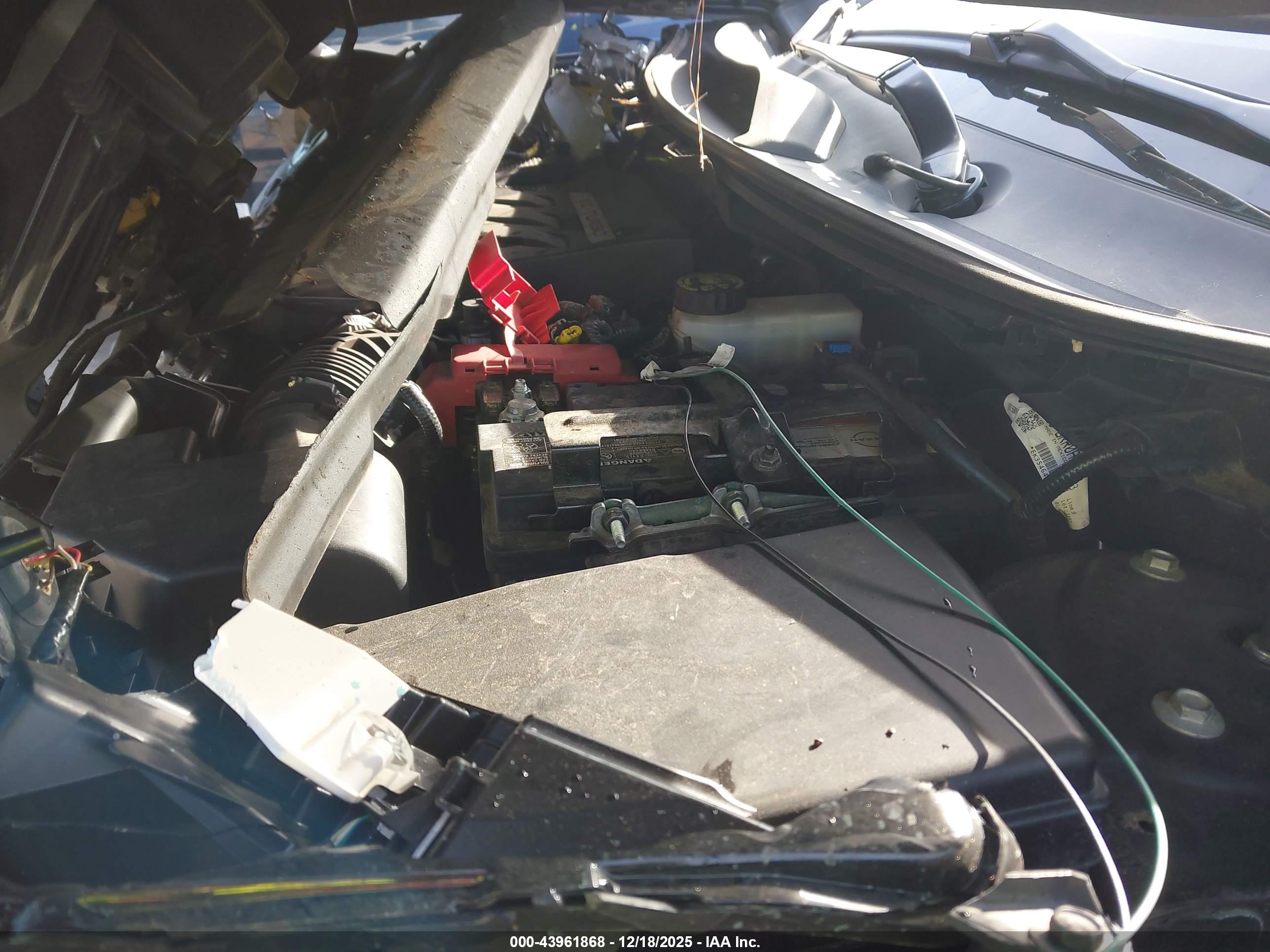 NISSAN ROGUE image 10