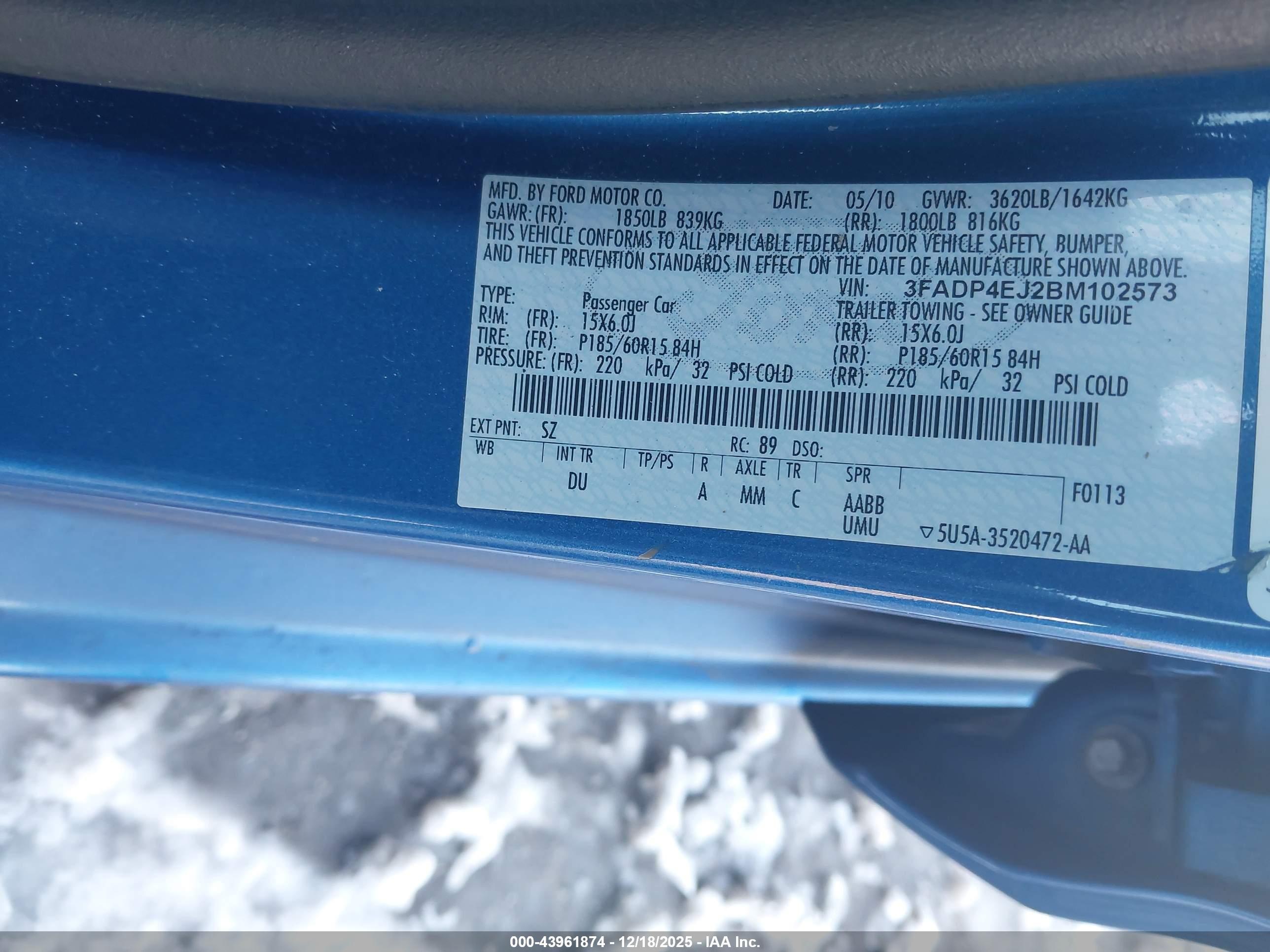 FORD FIESTA image 9
