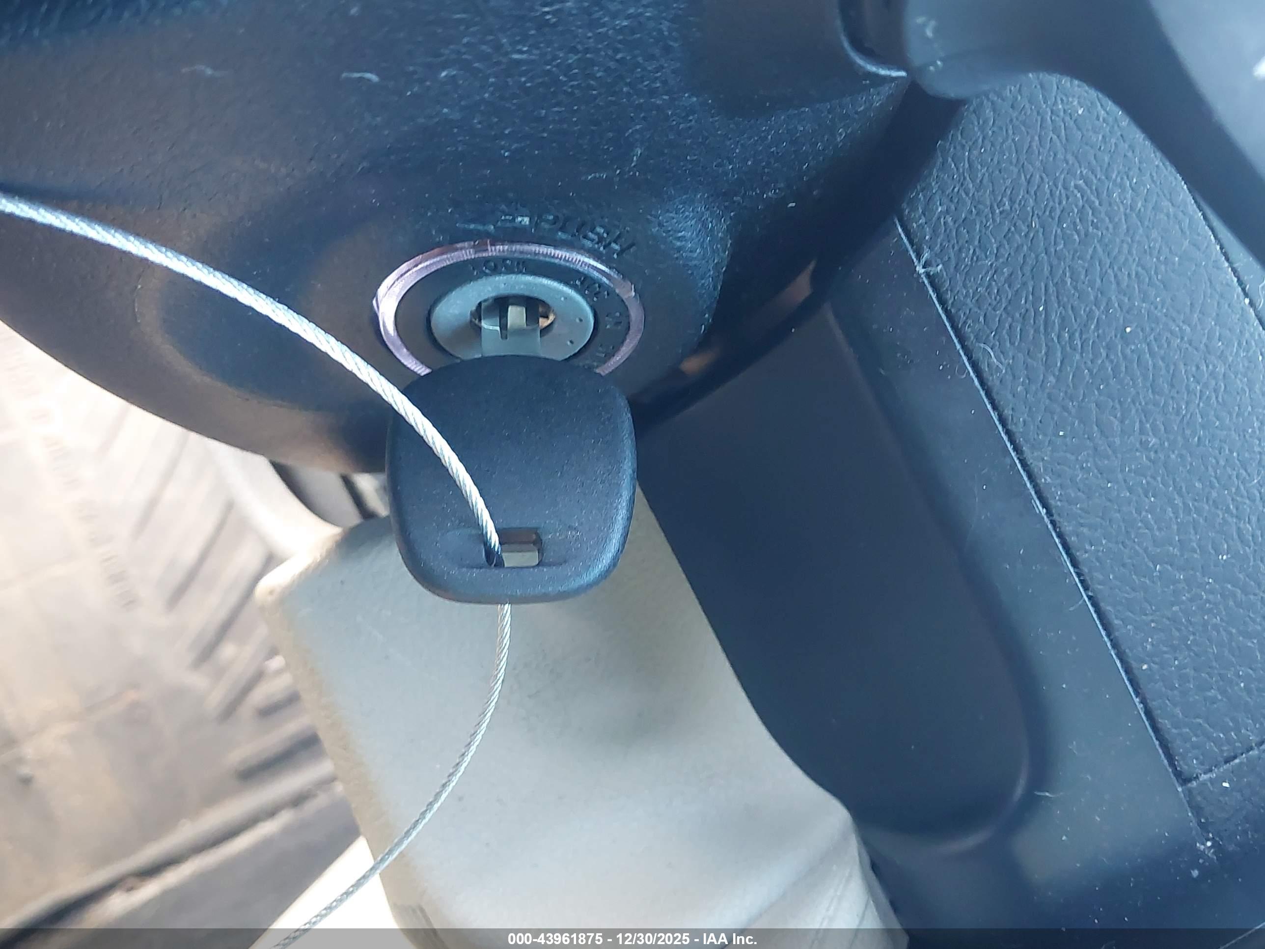 TOYOTA CAMRY image 11