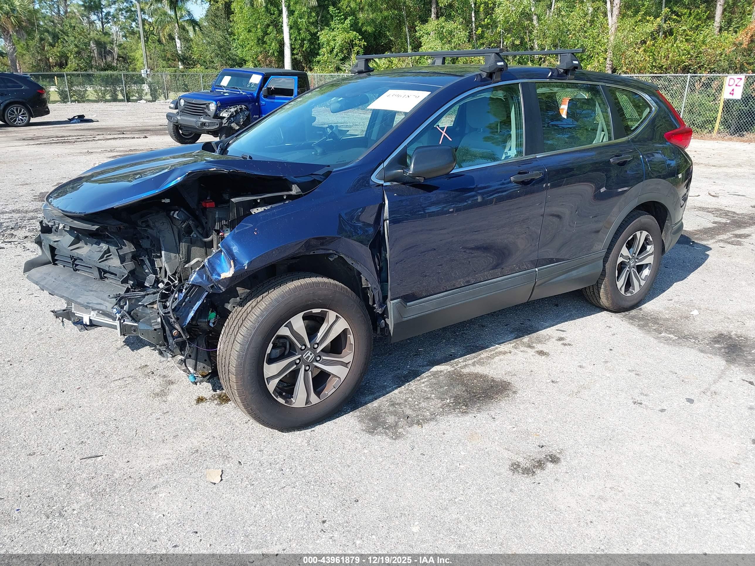 HONDA CR-V image 2