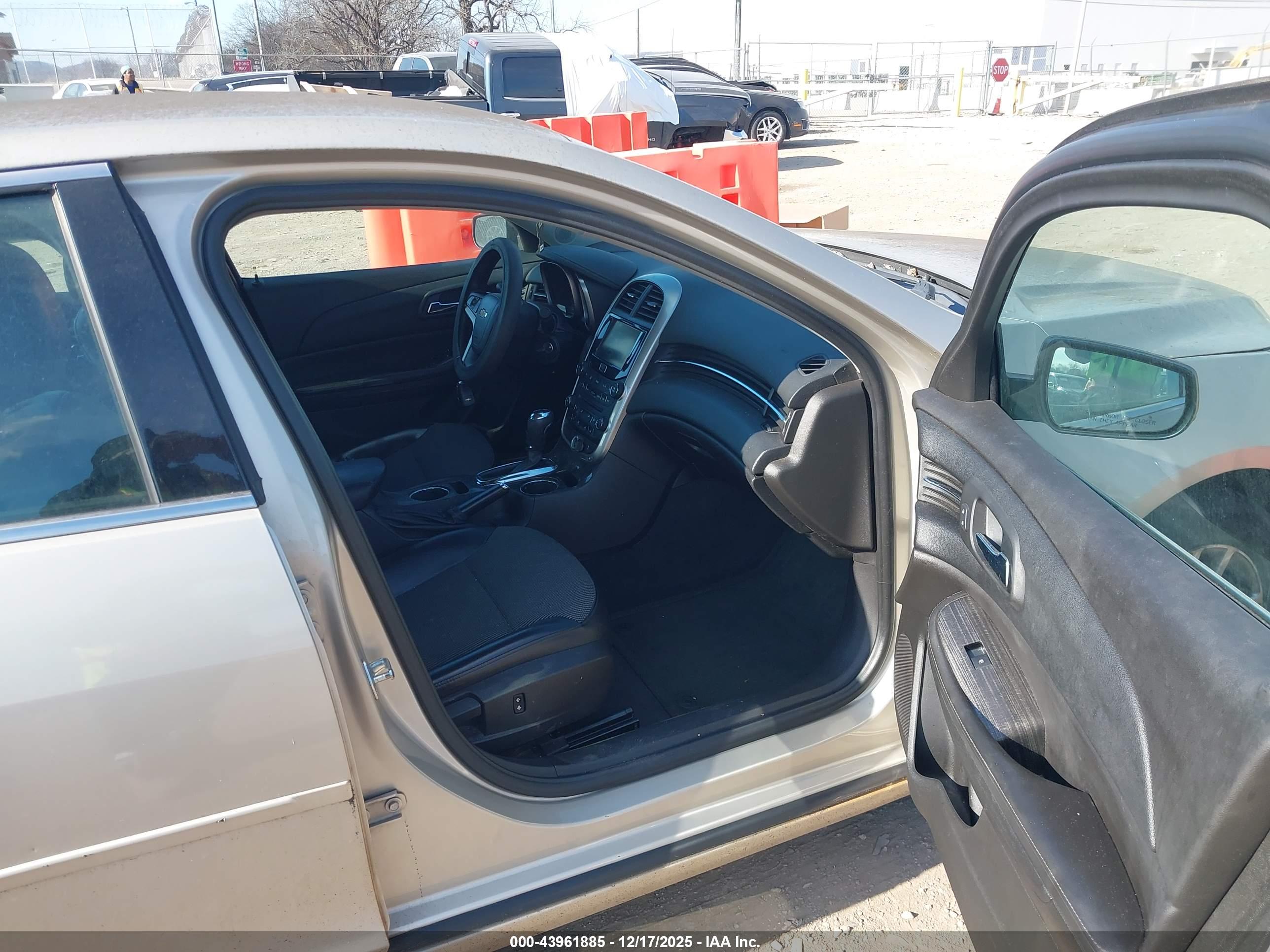 CHEVROLET MALIBU image 5