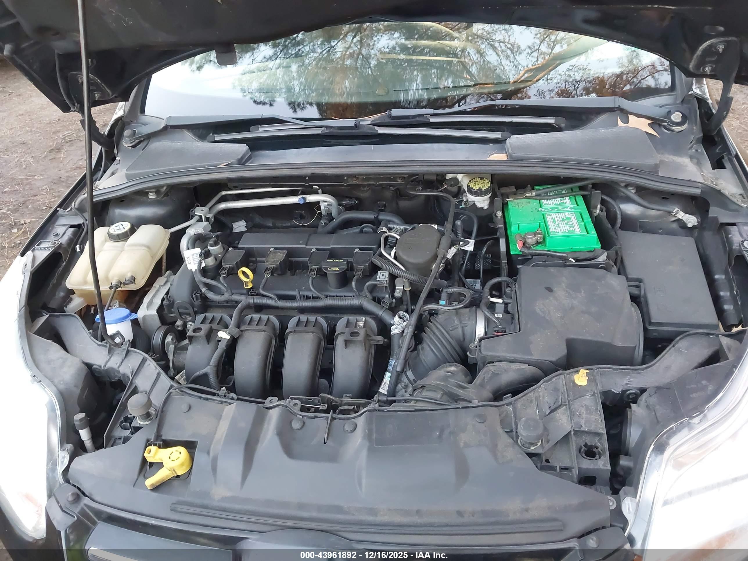 FORD FOCUS image 10
