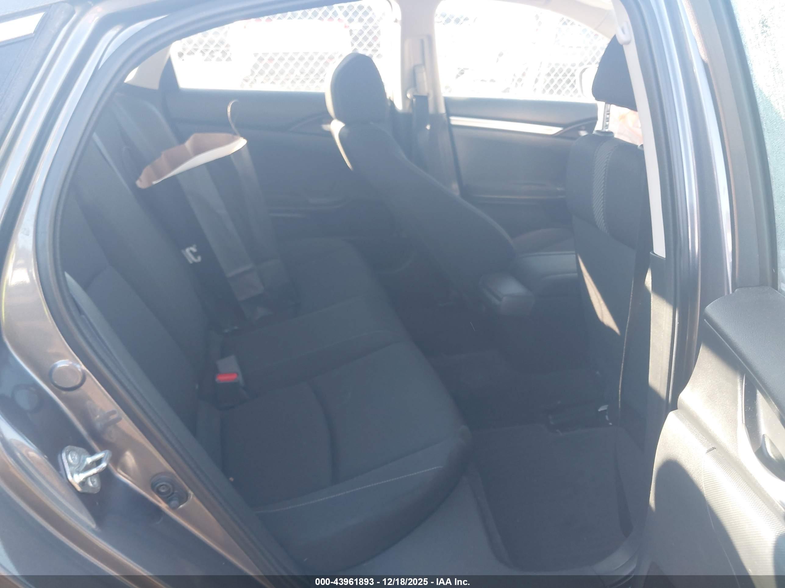 HONDA CIVIC image 8