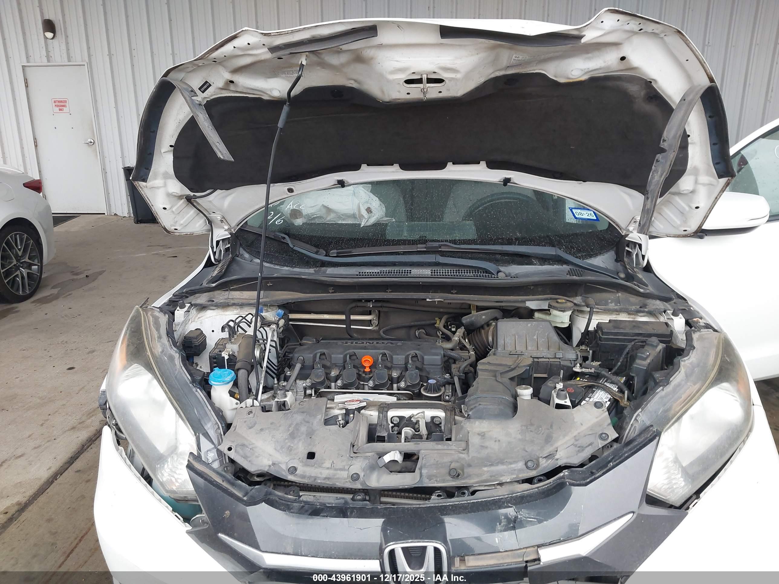 HONDA HR-V image 10