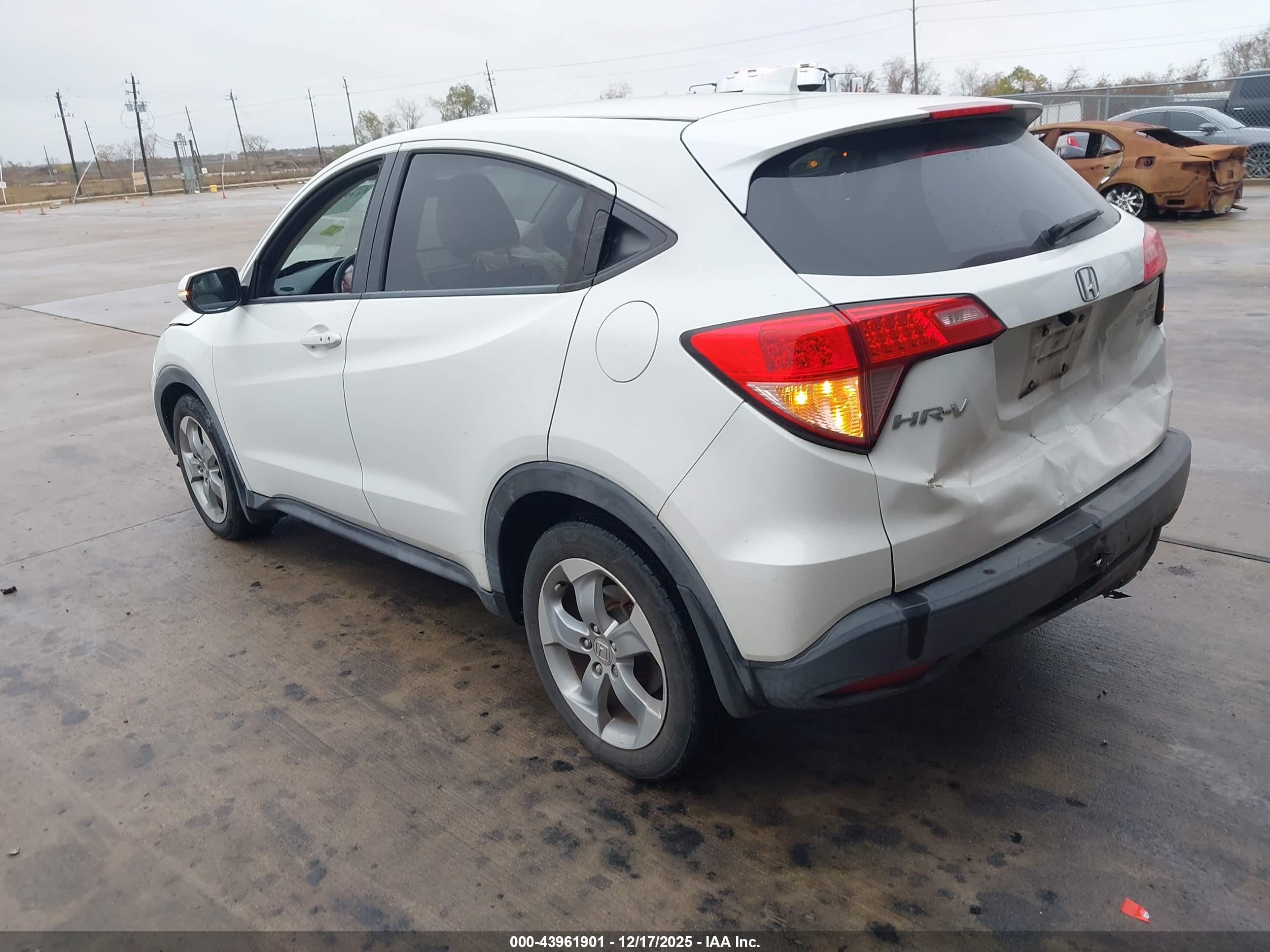 HONDA HR-V image 3
