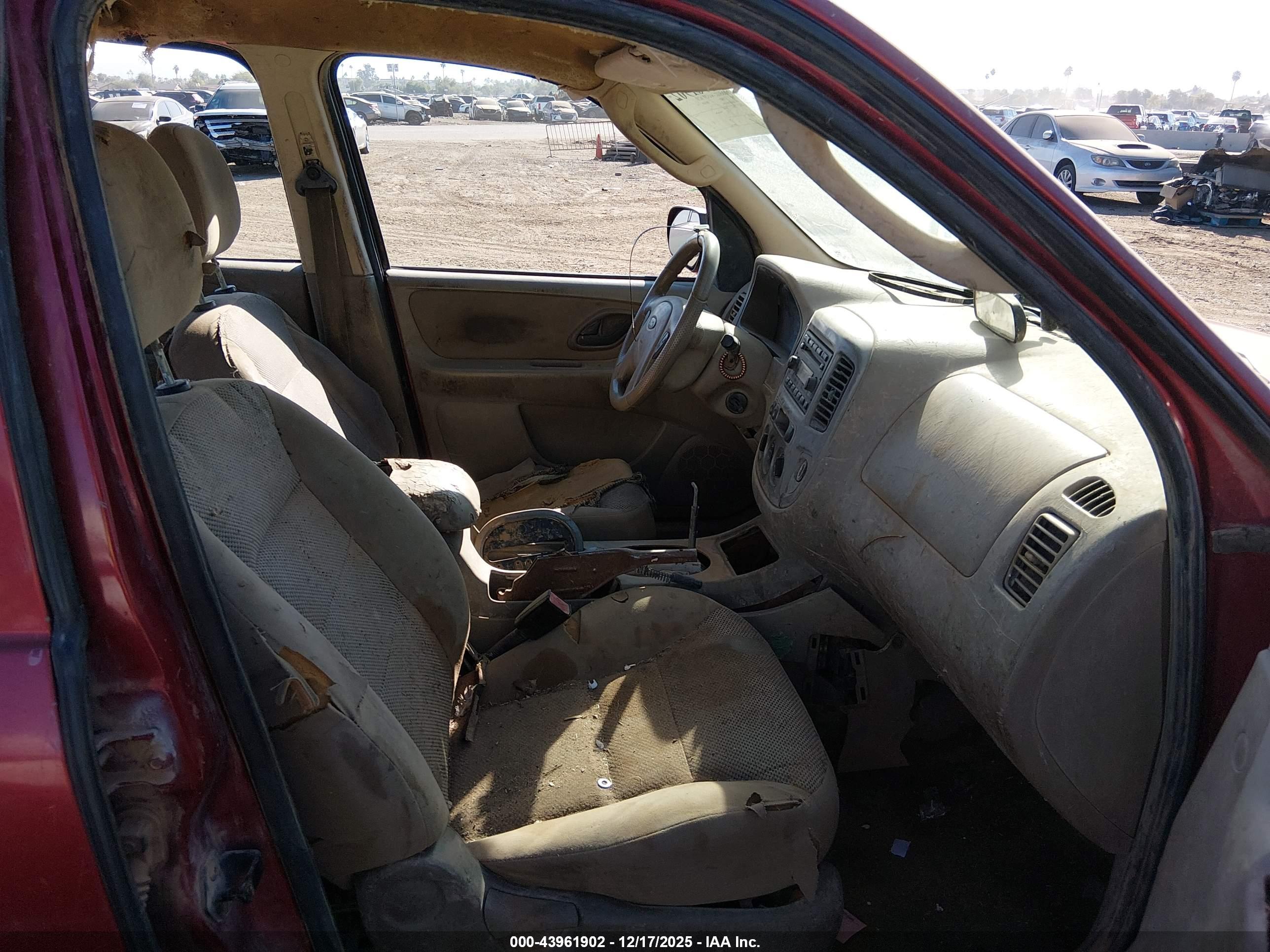 FORD ESCAPE image 5