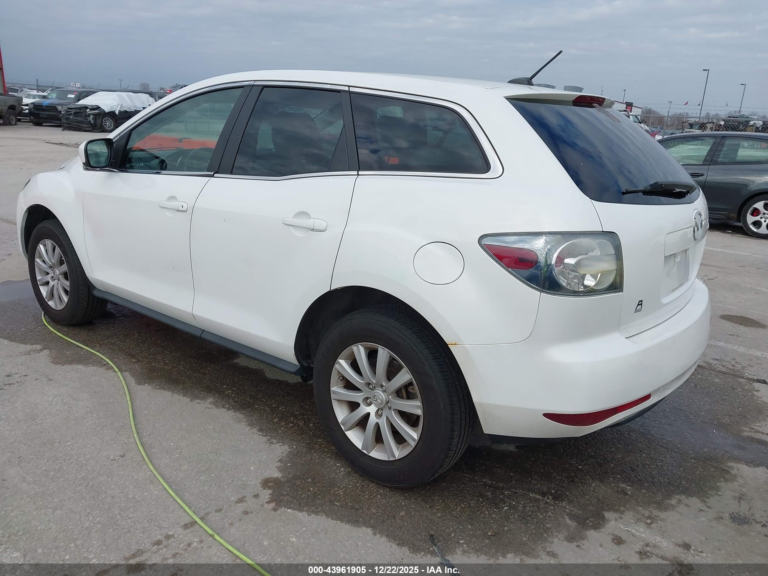 MAZDA CX-7 image 3