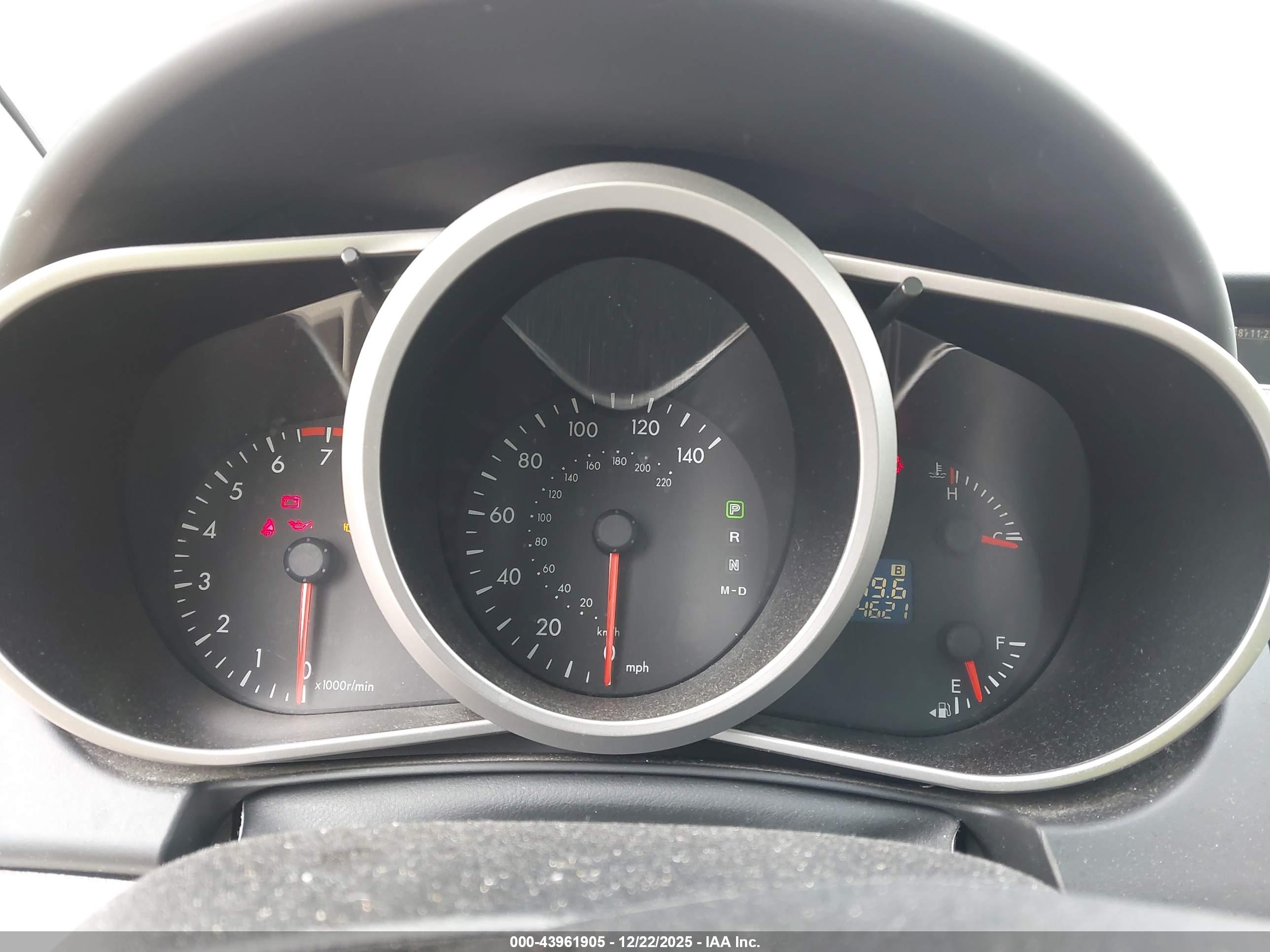 MAZDA CX-7 image 7