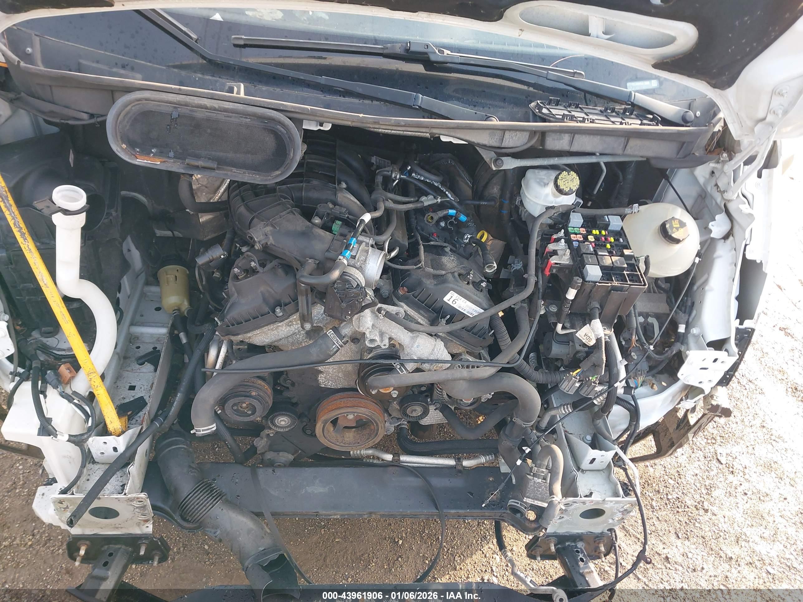 FORD TRANSIT-250 image 10