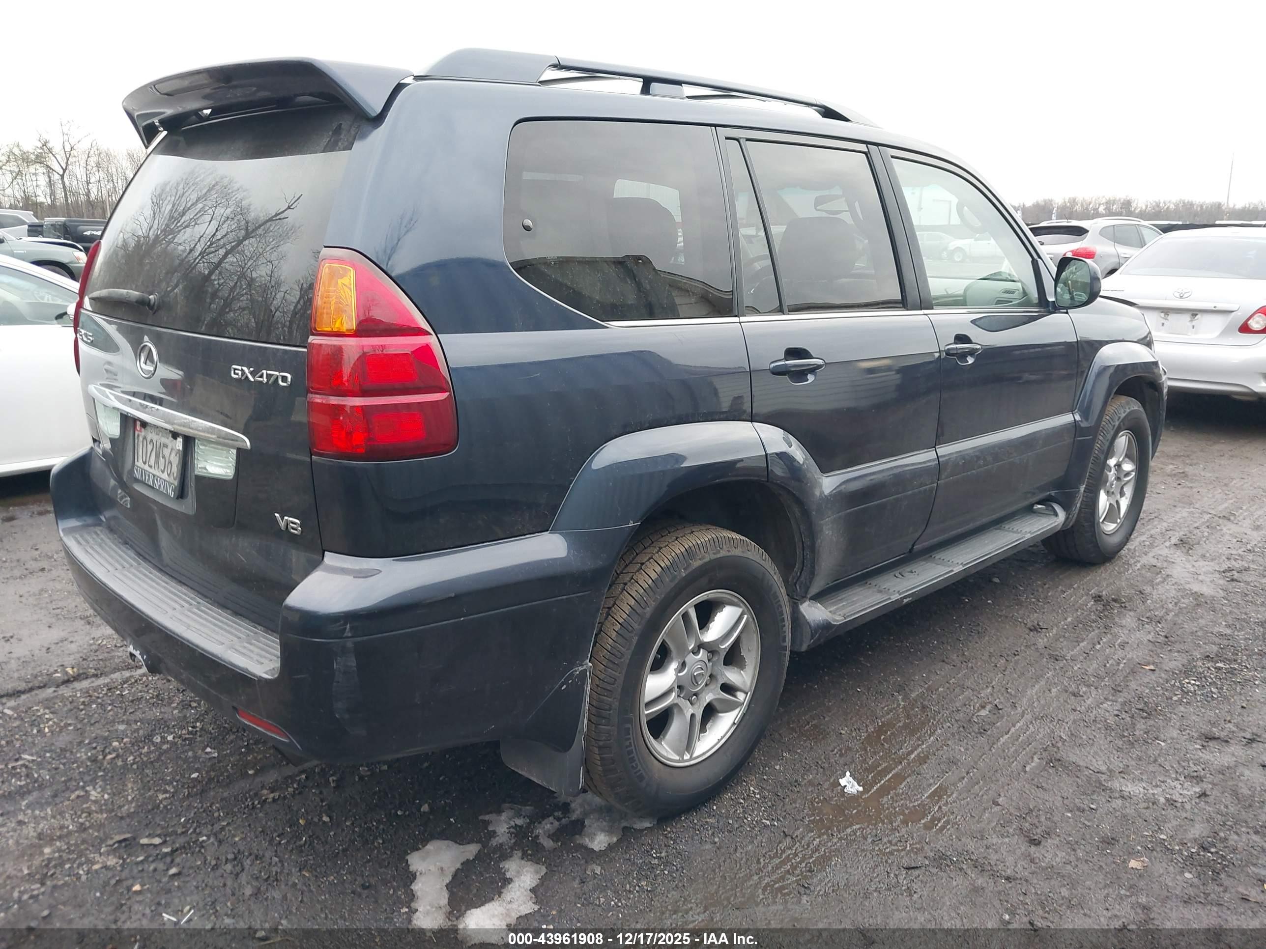 LEXUS GX image 4