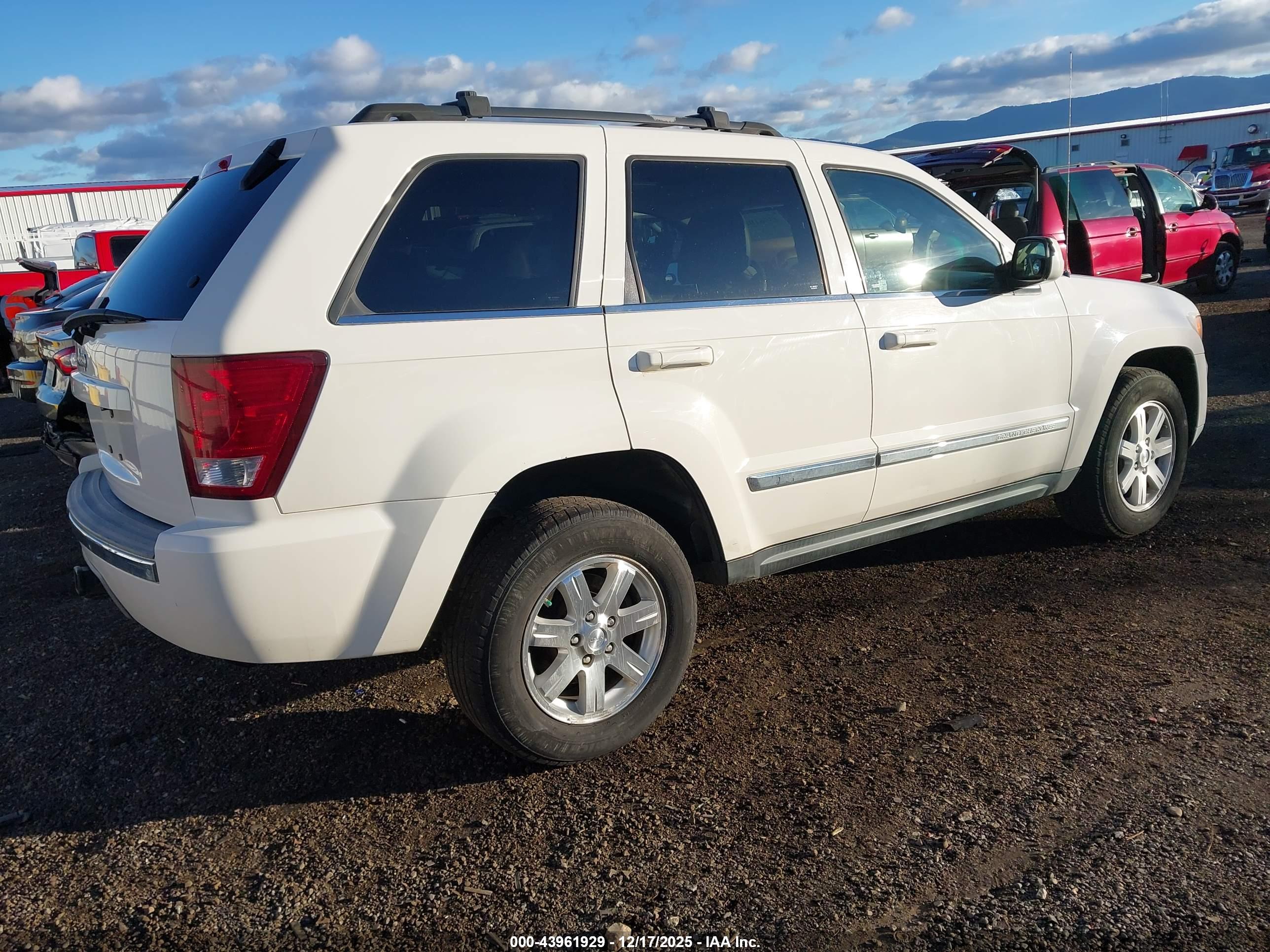 JEEP GRAND image 4