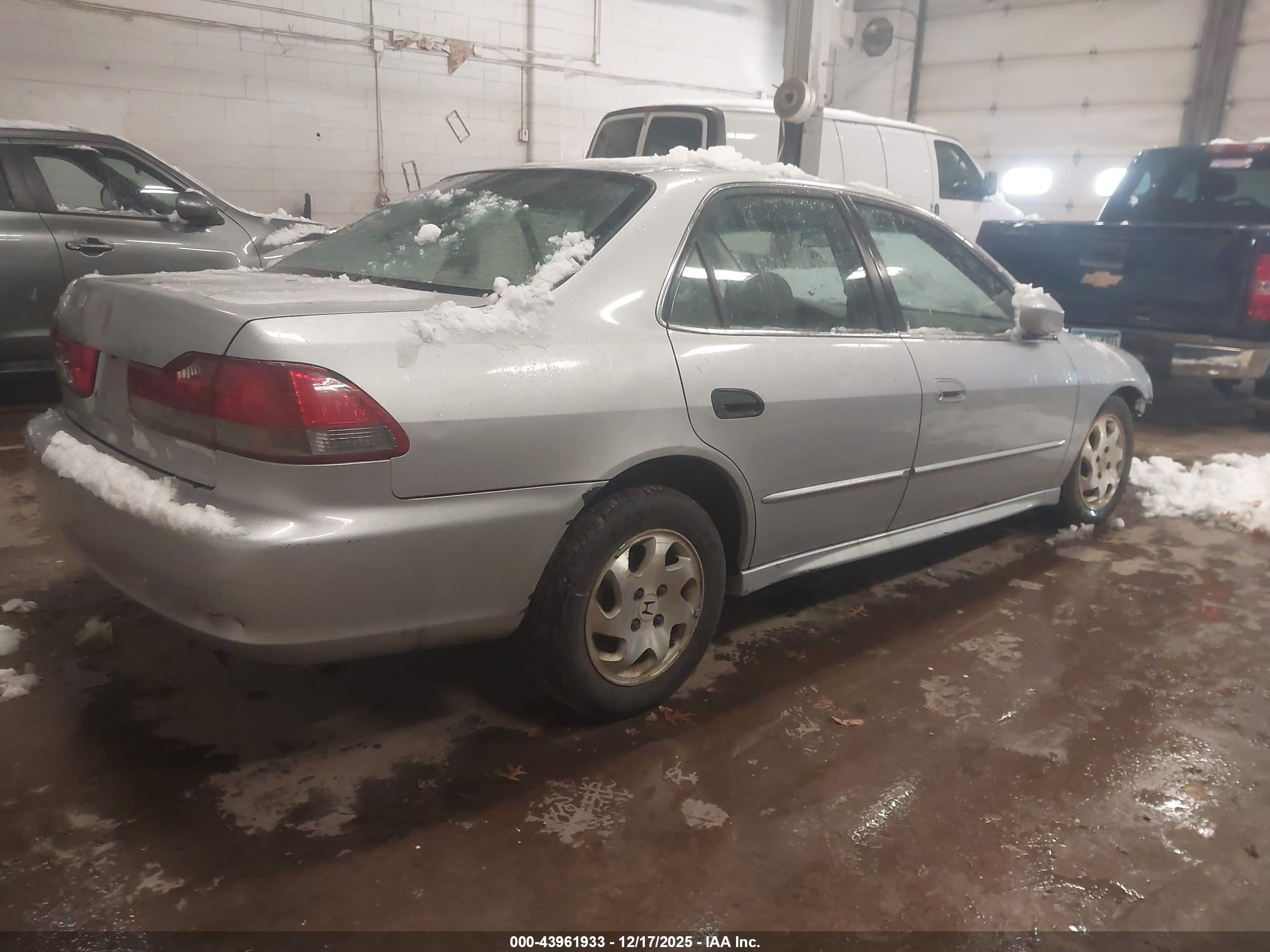 HONDA ACCORD image 4